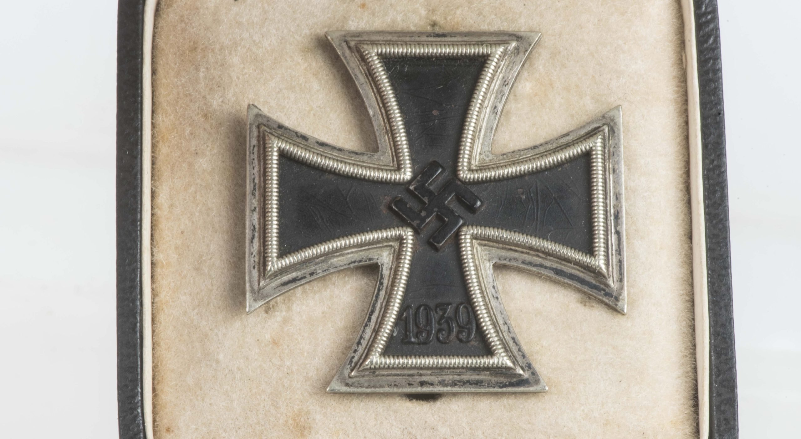 Cased Iron Cross first class by Deumer marked 3 — image 14