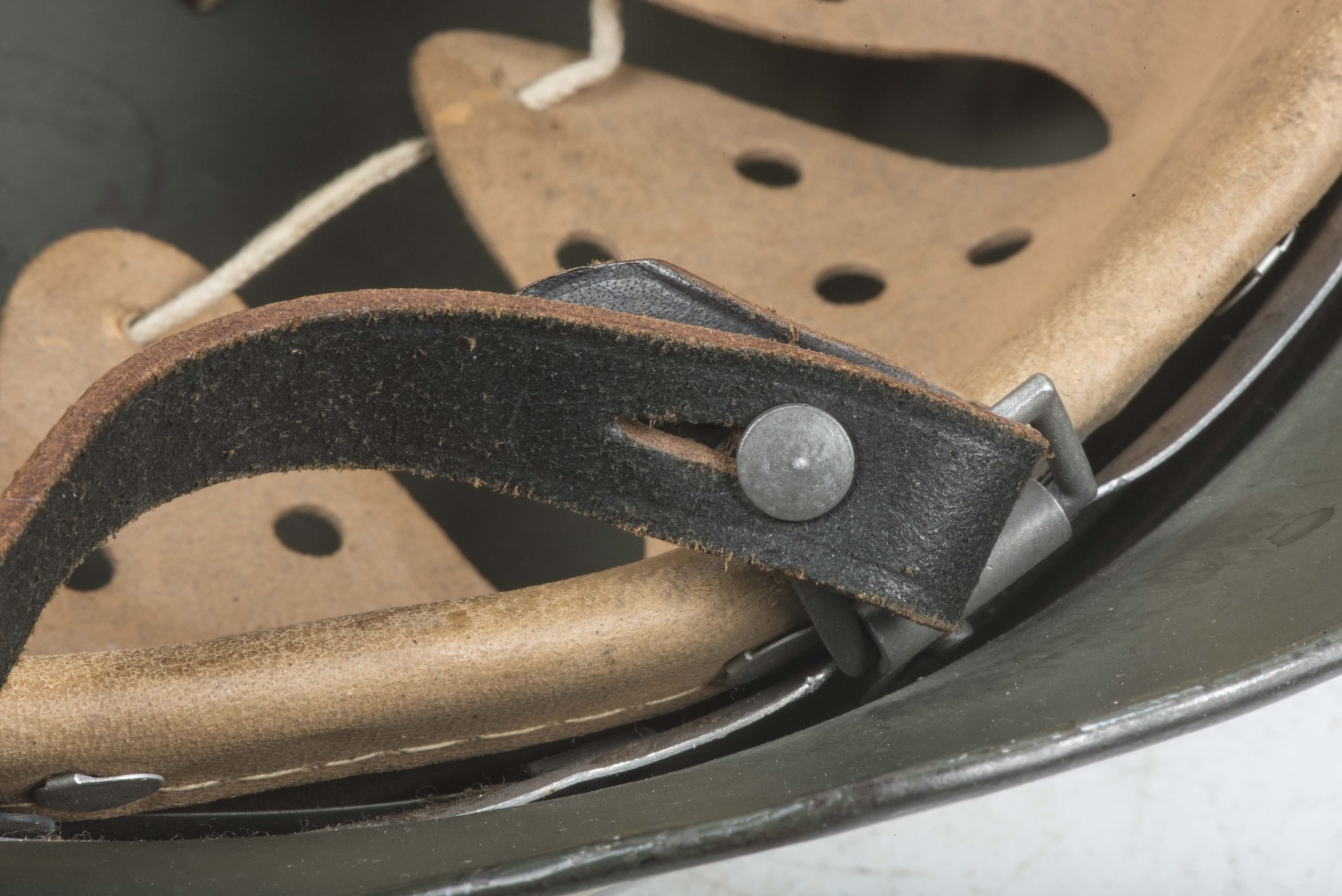 Spectacular SE66 M35 Heer double decal helmet — image 20