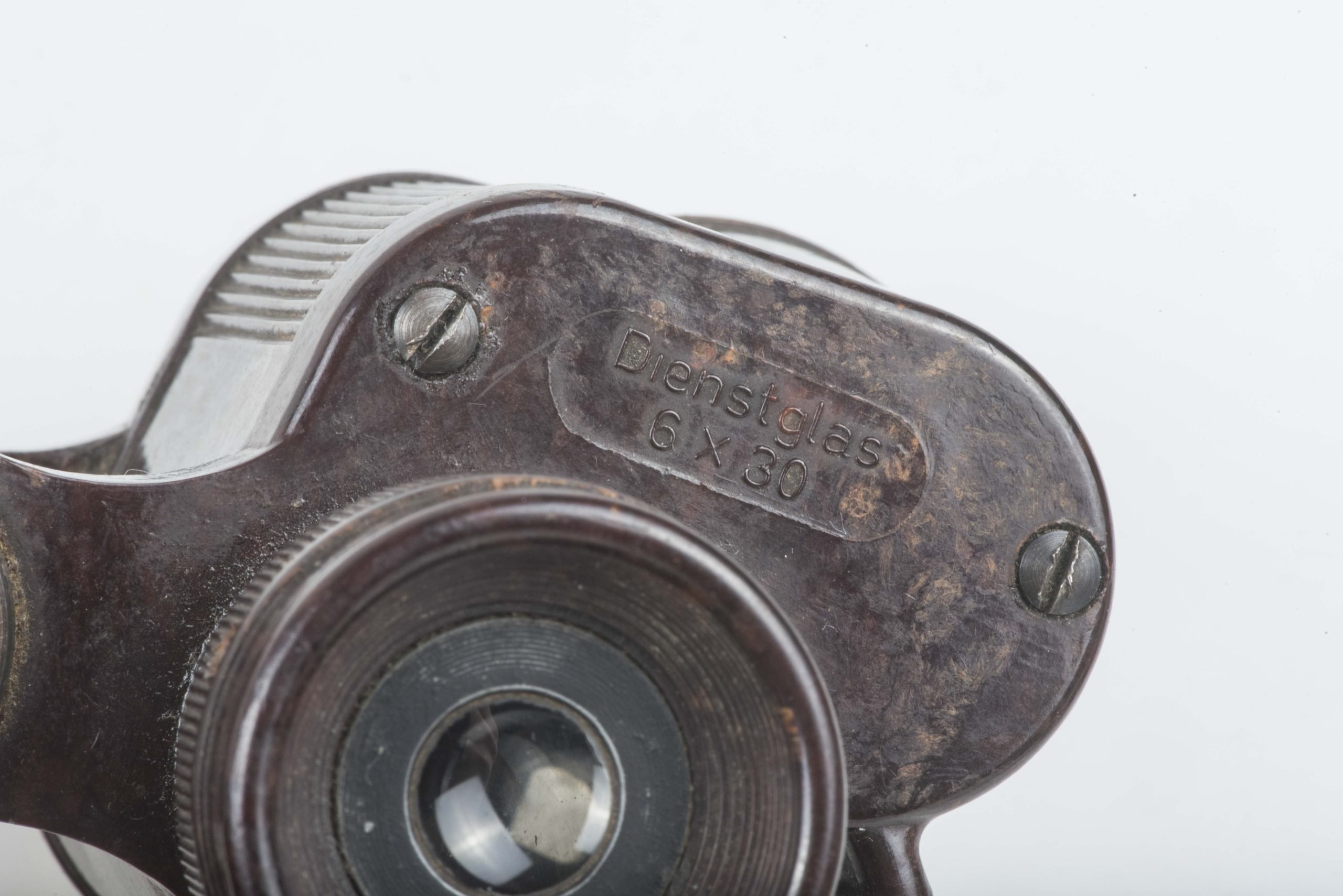 Rare bakelite 6×30 Dienstglas marked CXN 383283 — image 4