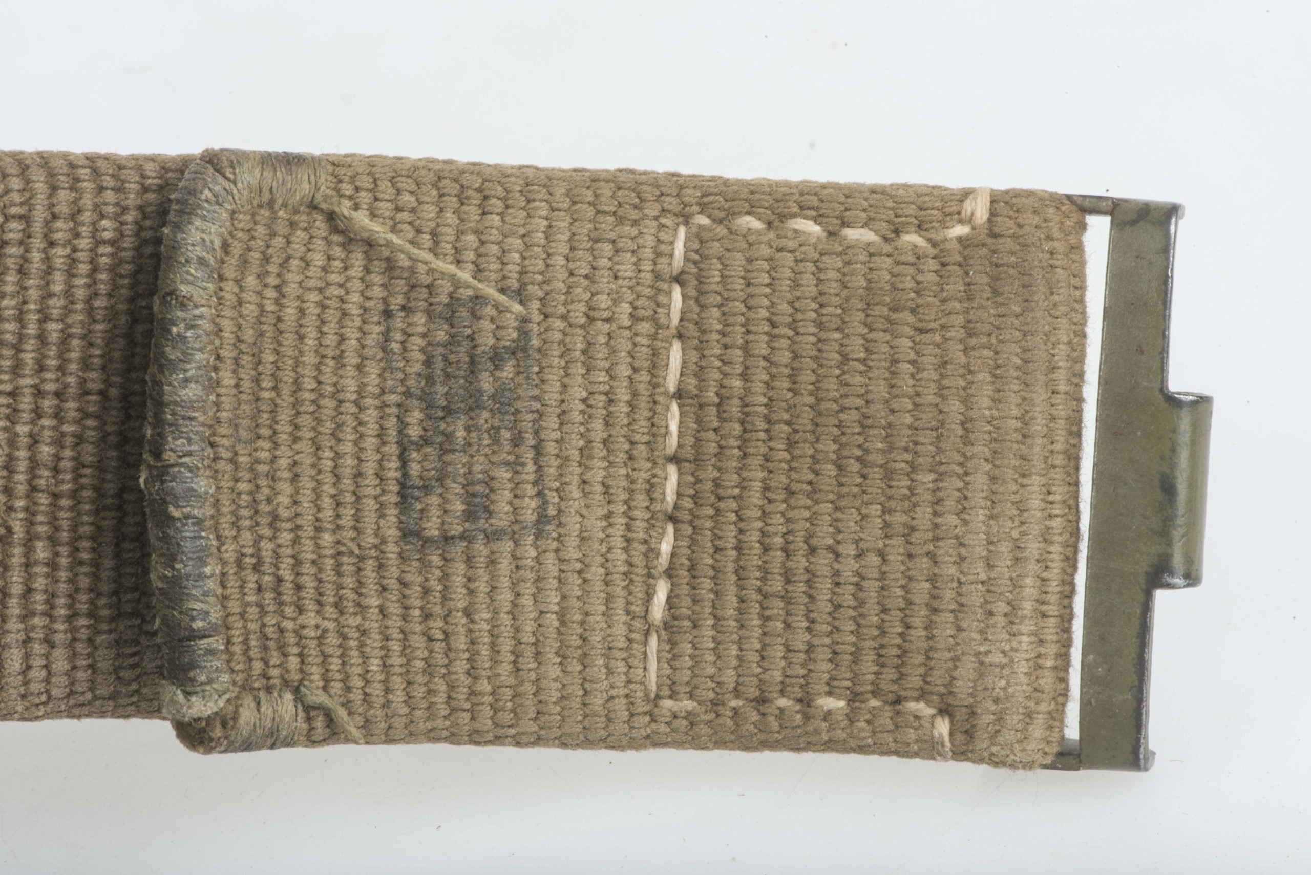 Named tropical equipment belt marked LLG Hessen size 105 — image 3