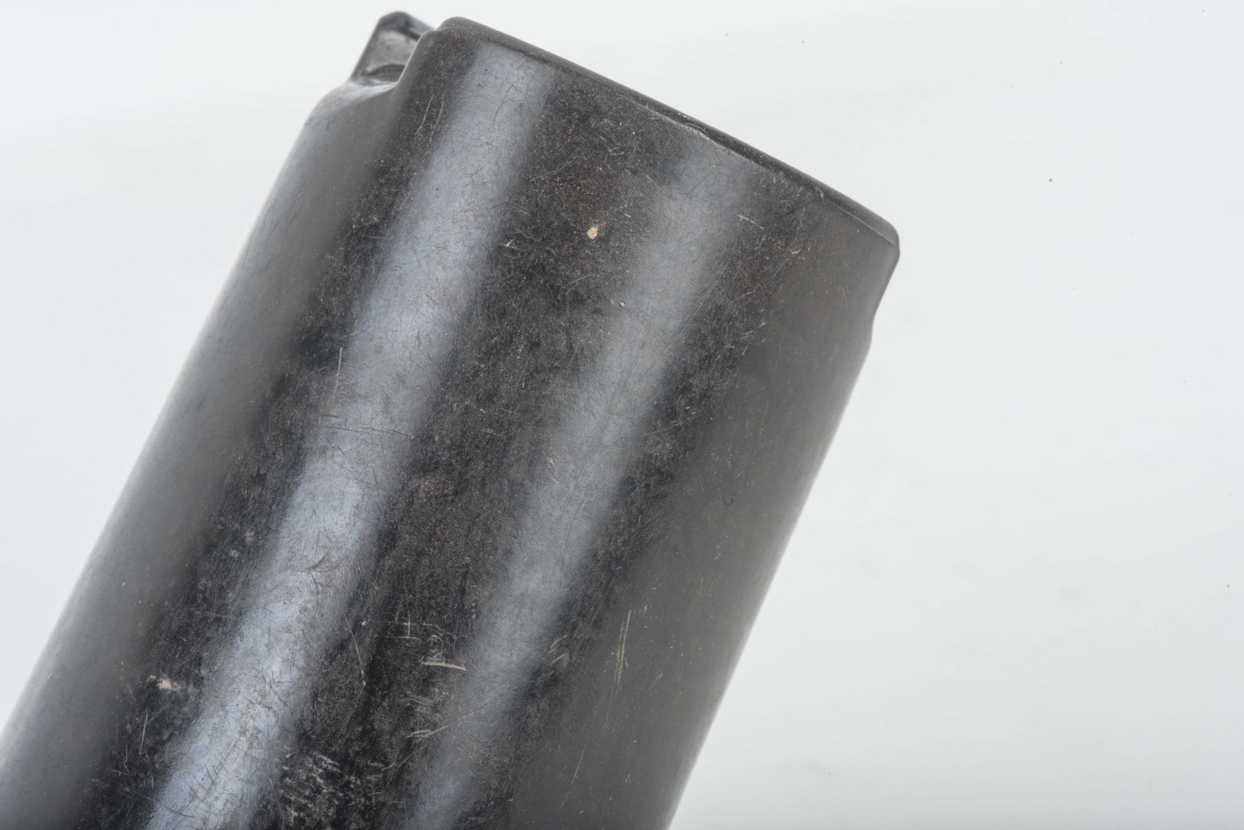 Brown bakelite canteen cup marked gfc 1941 /S — image 10