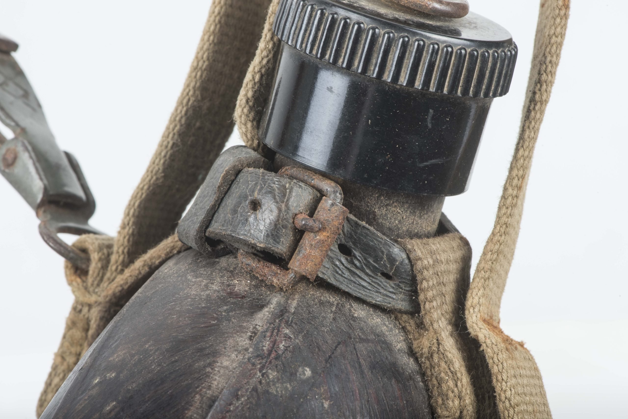 Coconut canteen marked HRE 42 — image 9