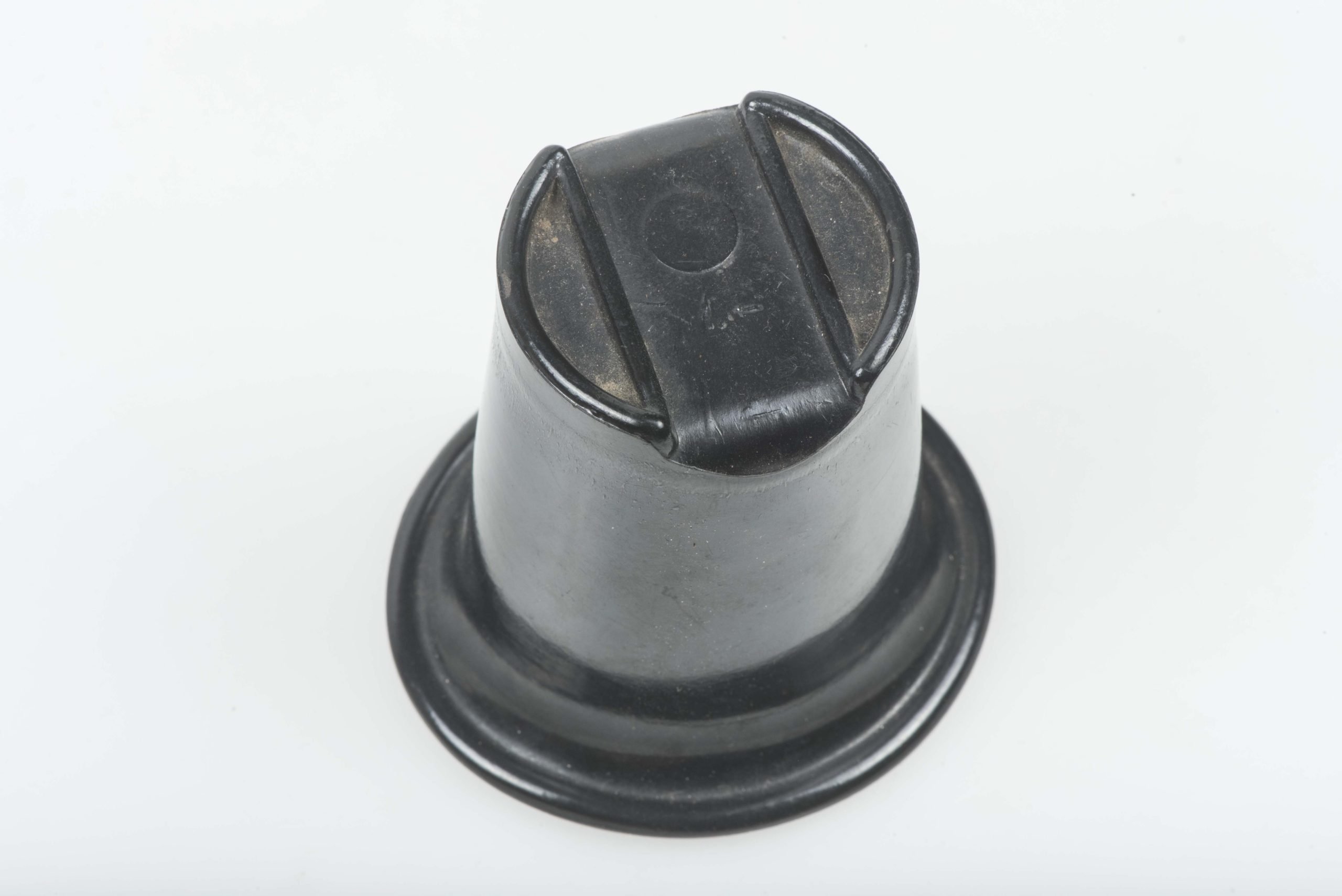 M42 canteen with riveted cover with rare 'de Woerd' press studs — image 6