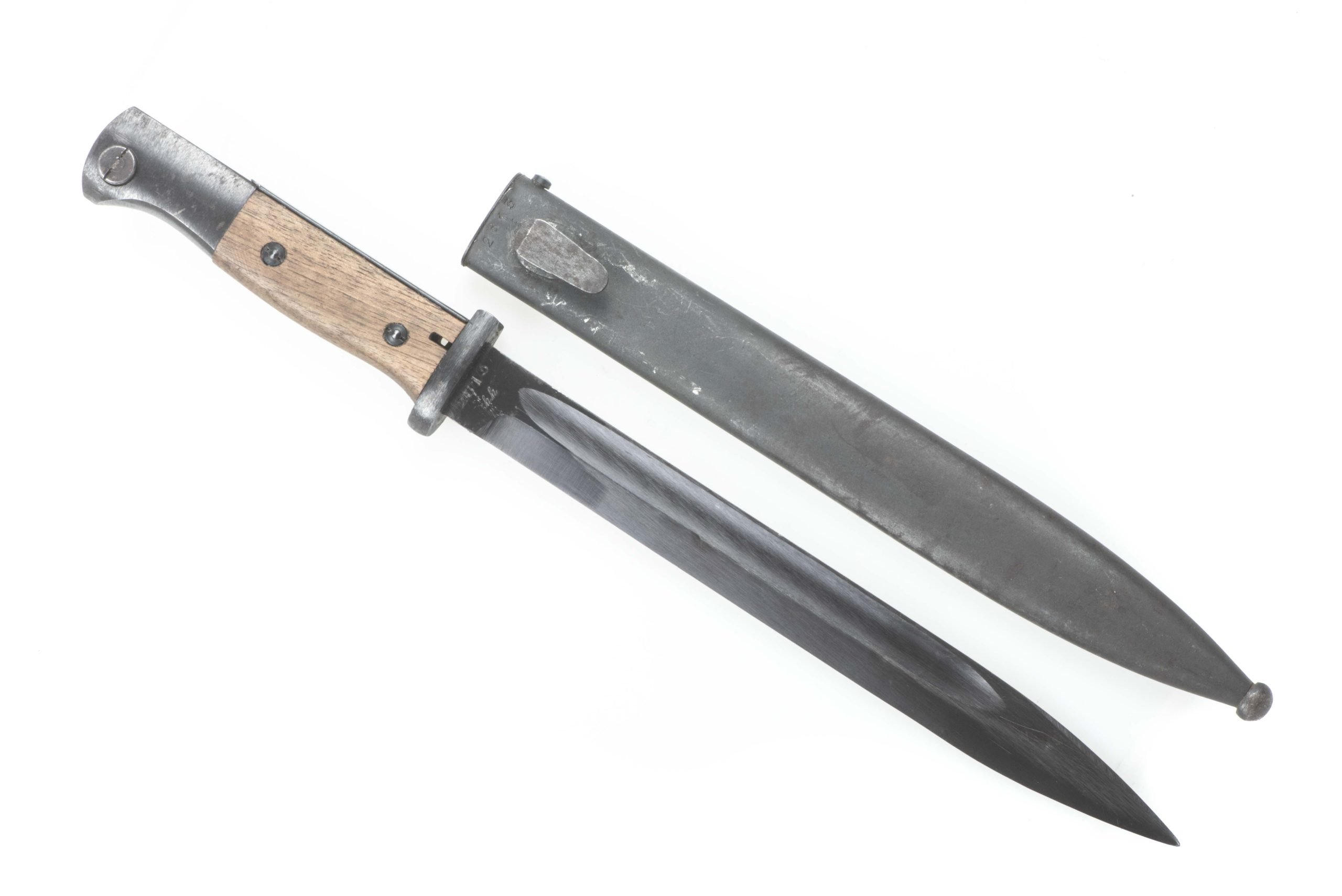 Unissued matching K98 bayonet marked 43 asw #2813