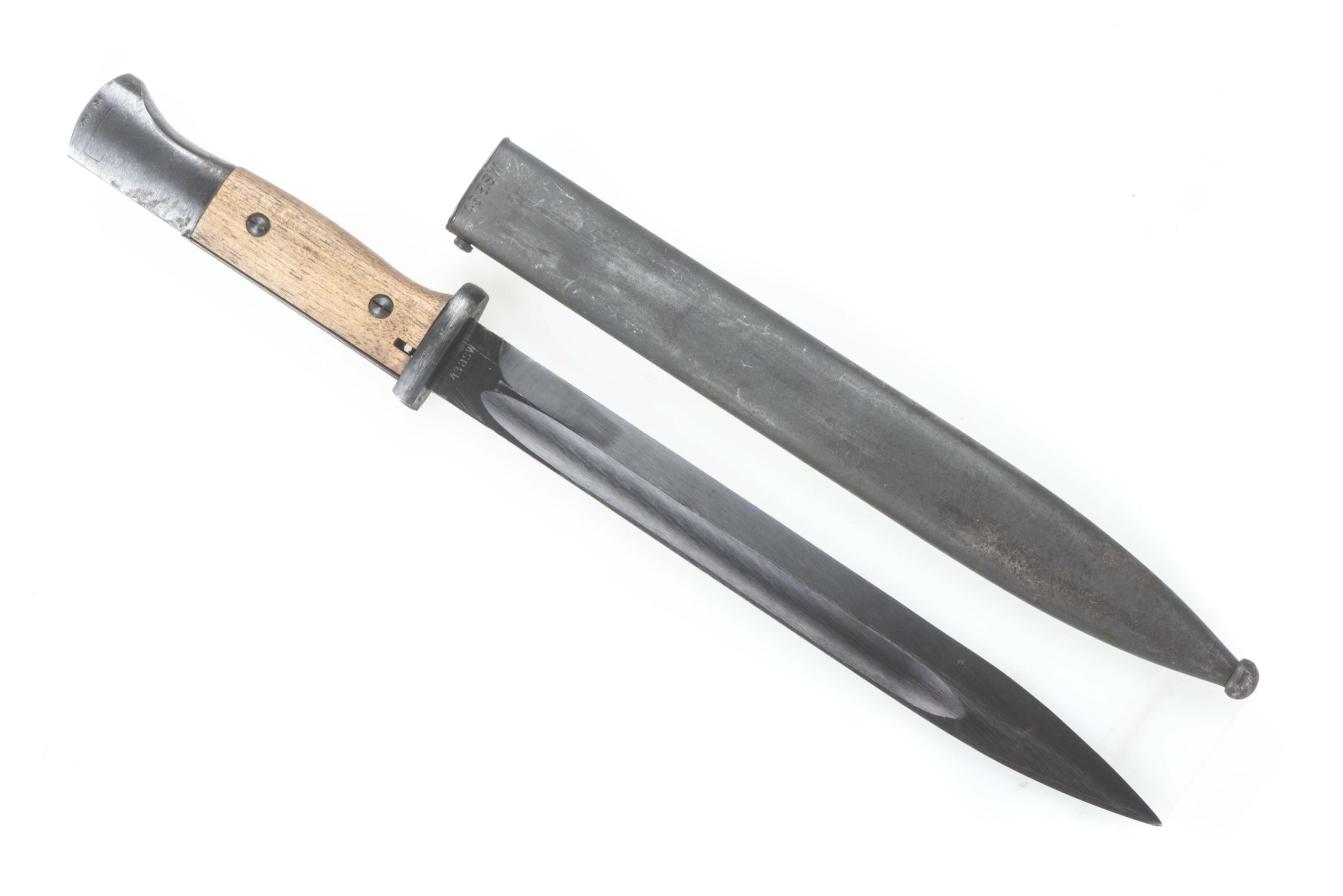 Unissued matching K98 bayonet marked 43 asw #2813 — image 2