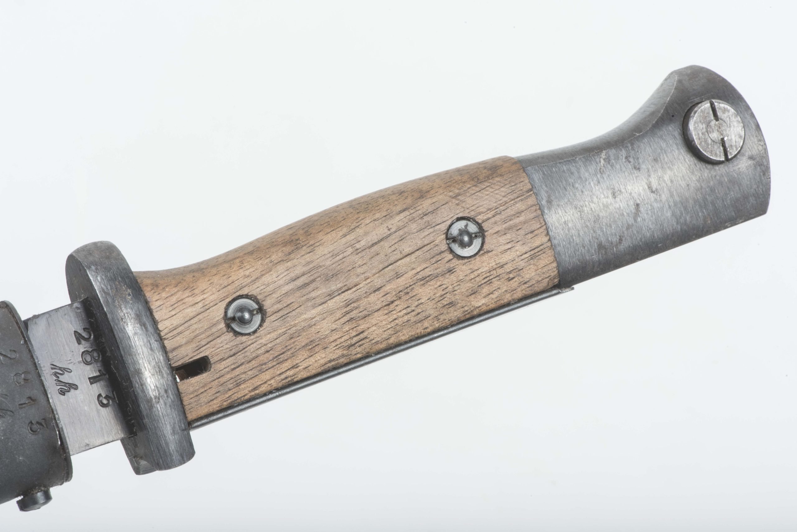 Unissued matching K98 bayonet marked 43 asw #2813 — image 9