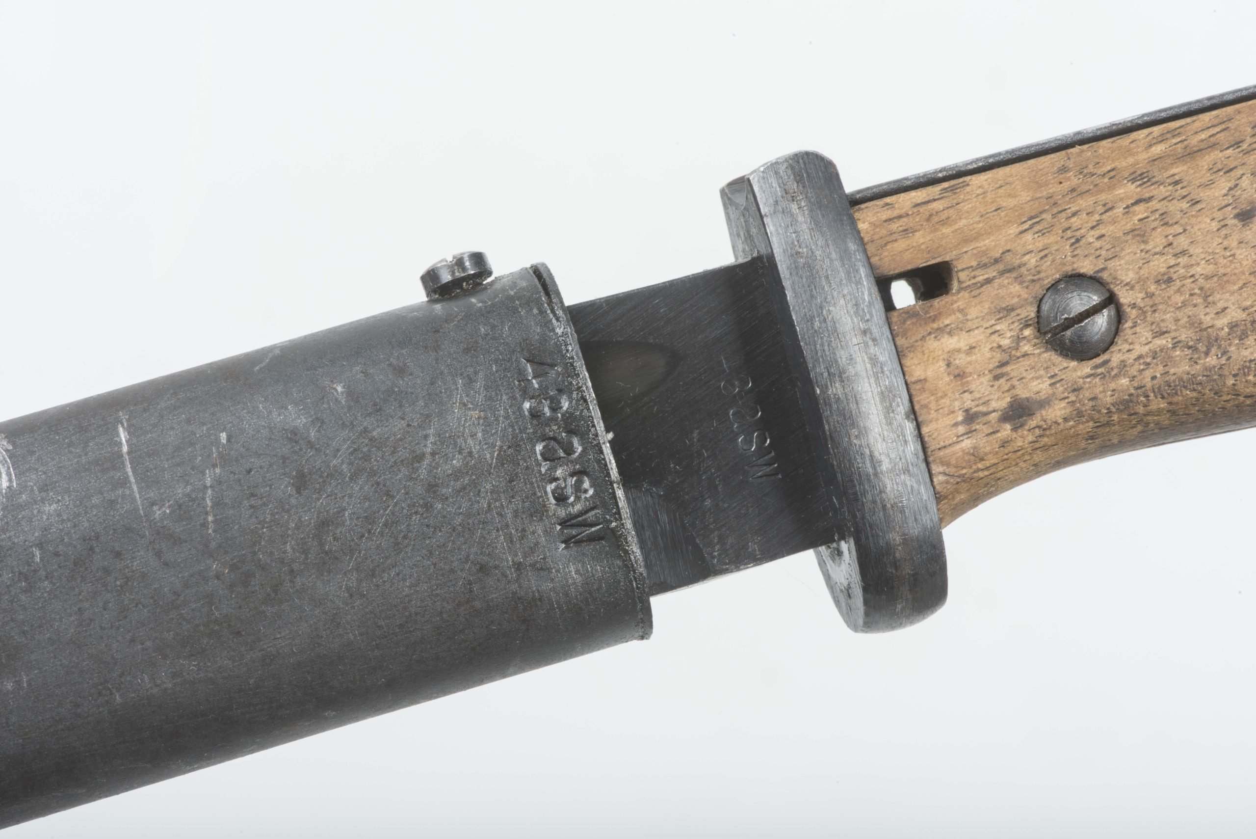Unissued matching K98 bayonet marked 43 asw #1665 — image 17