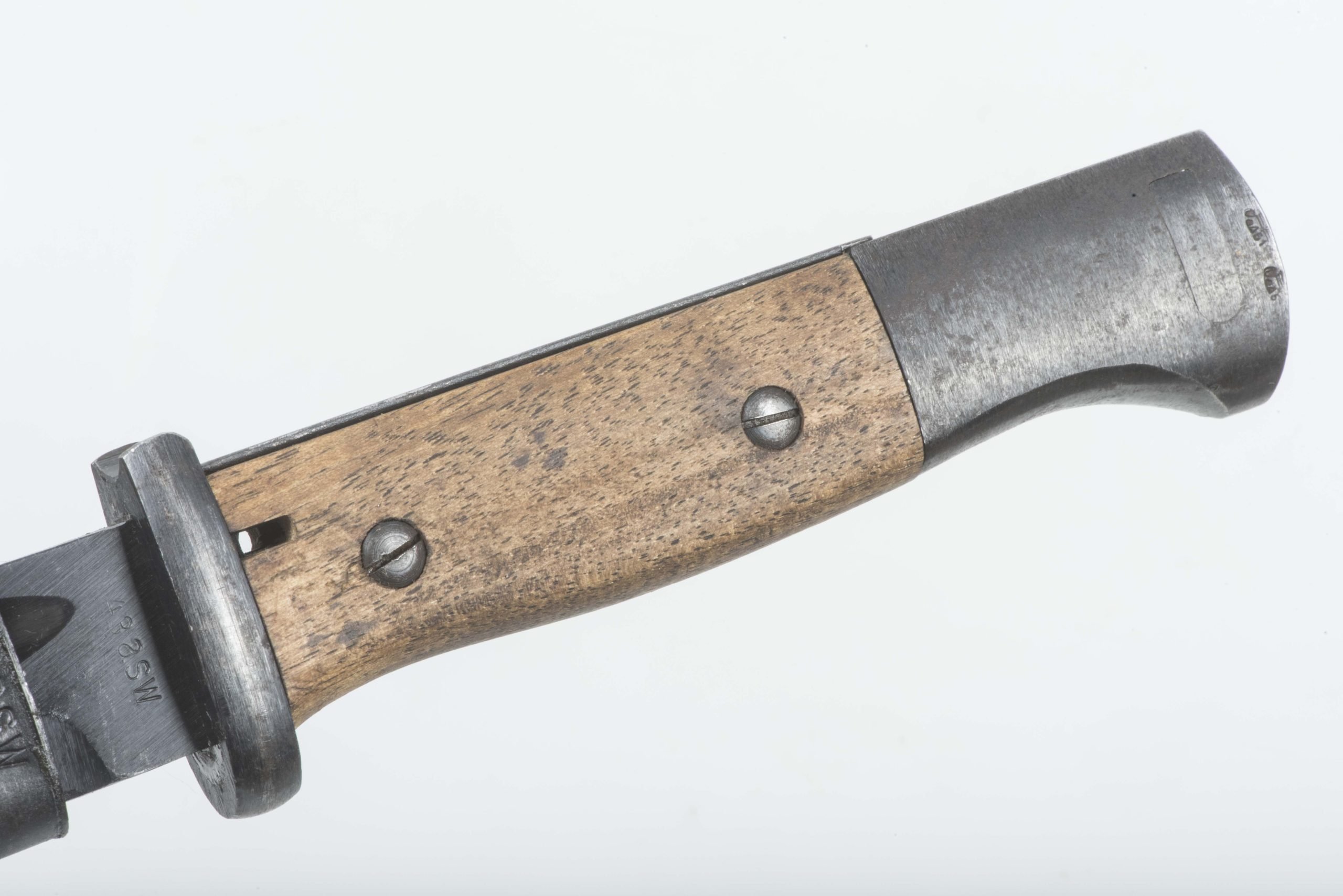 Unissued matching K98 bayonet marked 43 asw #1665 — image 18
