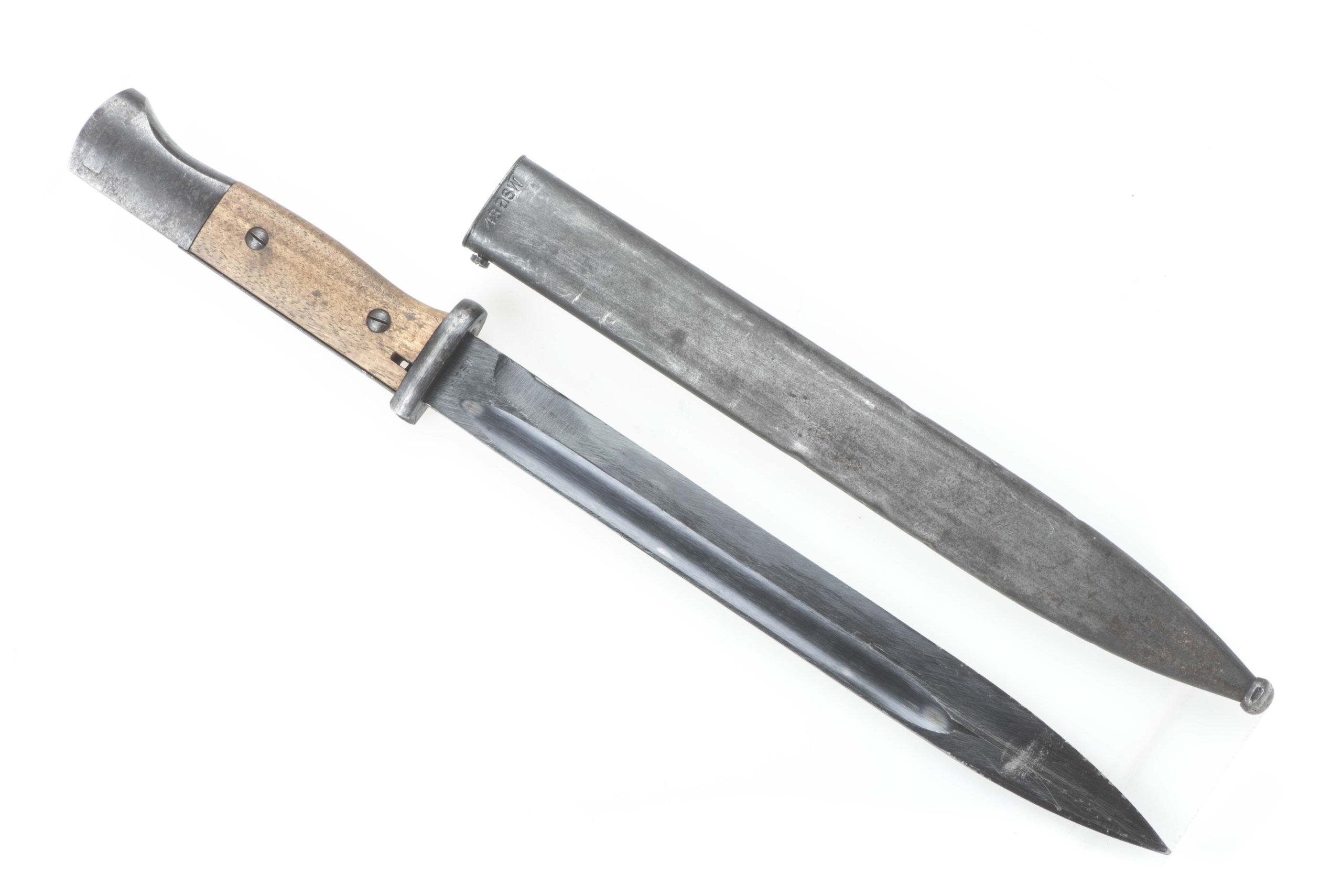 Unissued matching K98 bayonet marked 43 asw #1665 — image 3