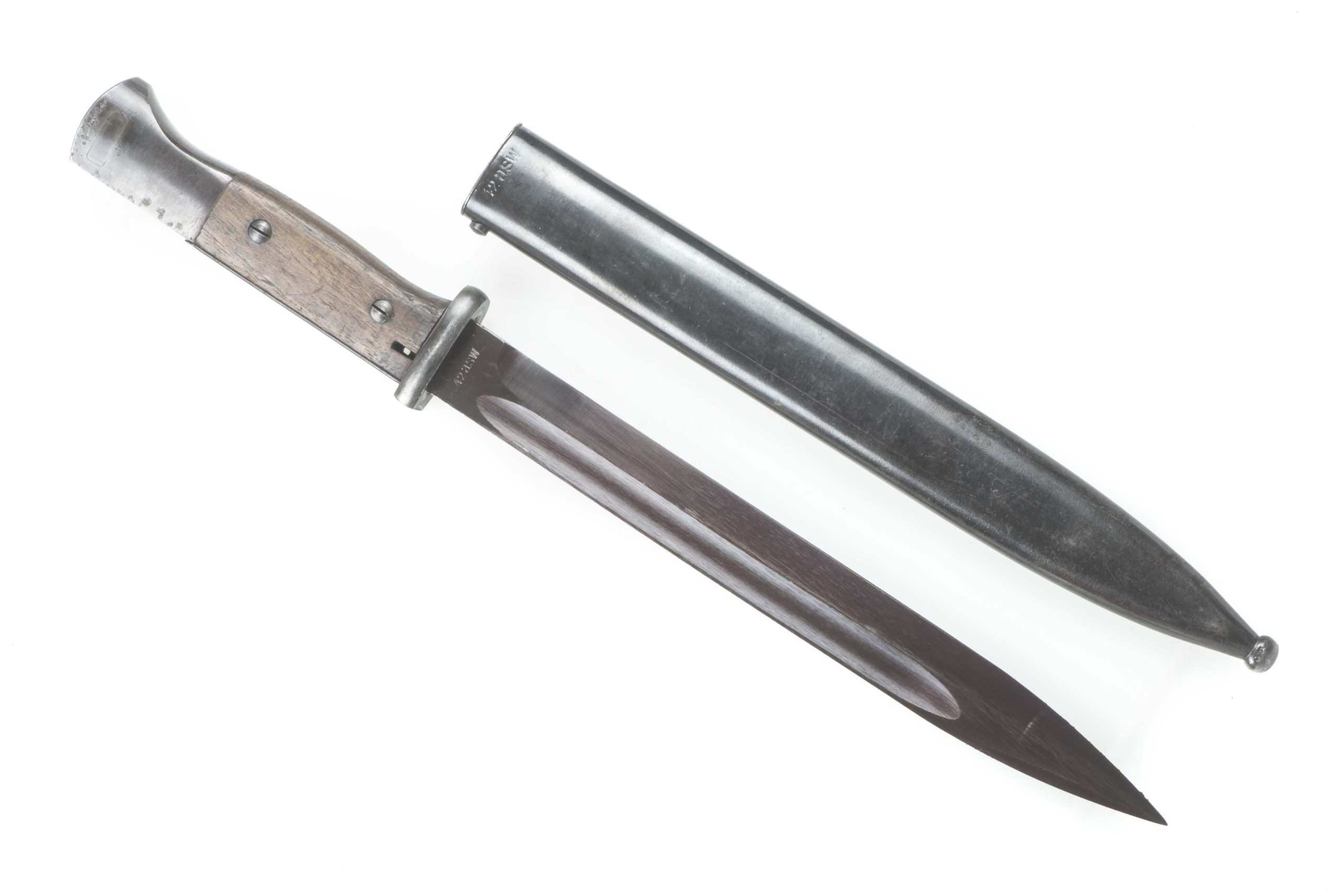 Matching K98 bayonet marked 42 asw #5027 with red blade — image 2