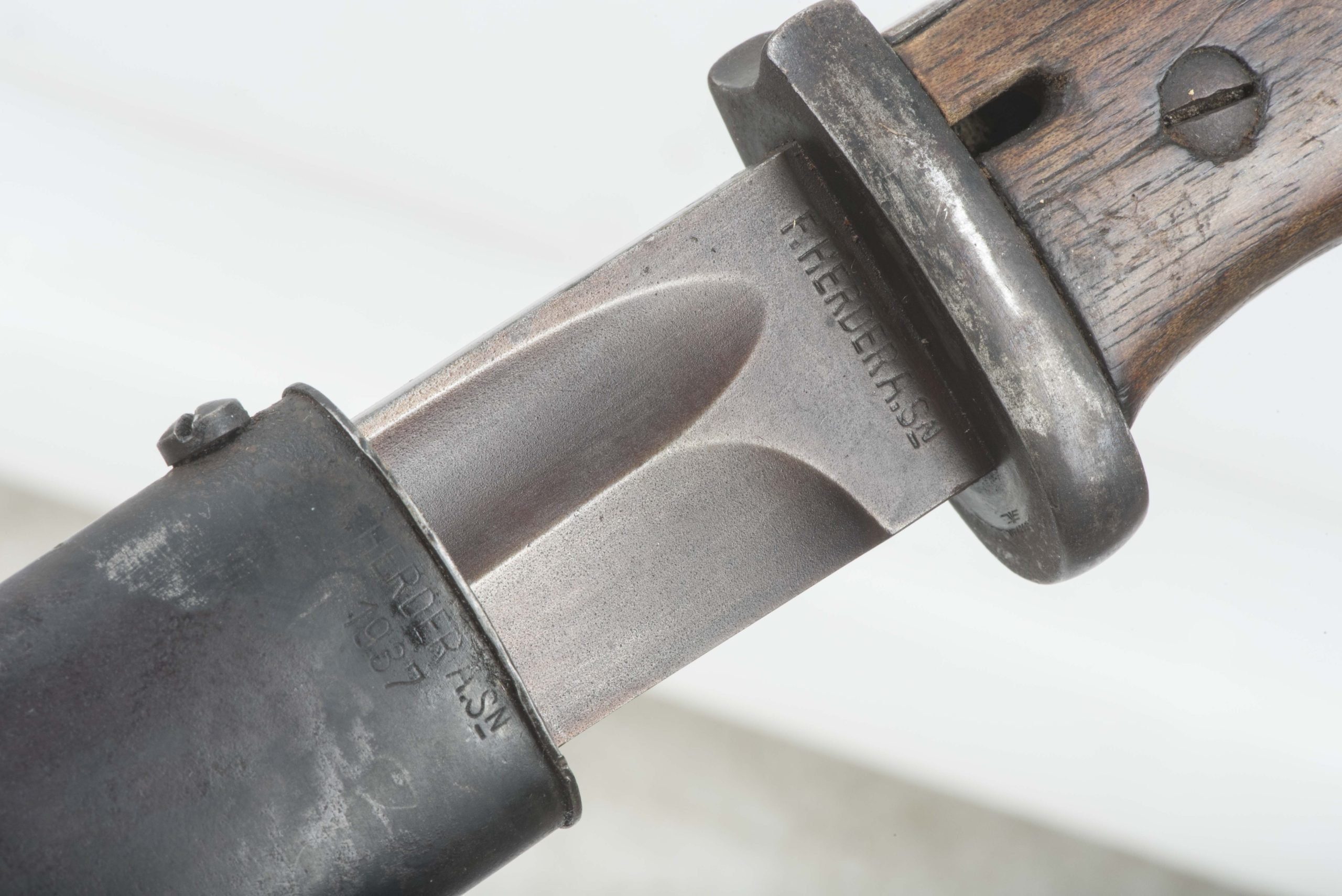 Matching K98 bayonet marked F. Herder A.S. n 1937 #6903 — image 12