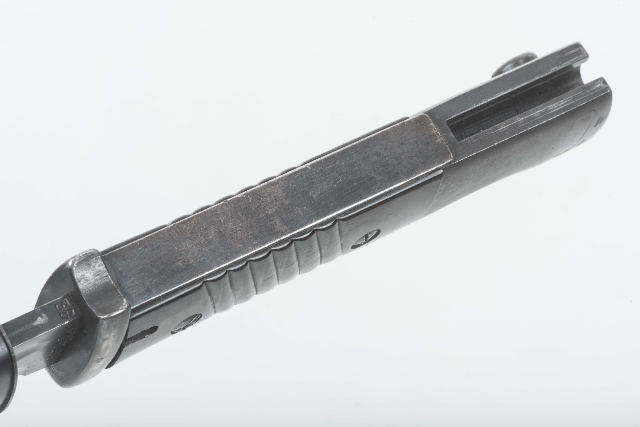 Matching K98 bayonet marked Mundlos 38 #7950 — image 11