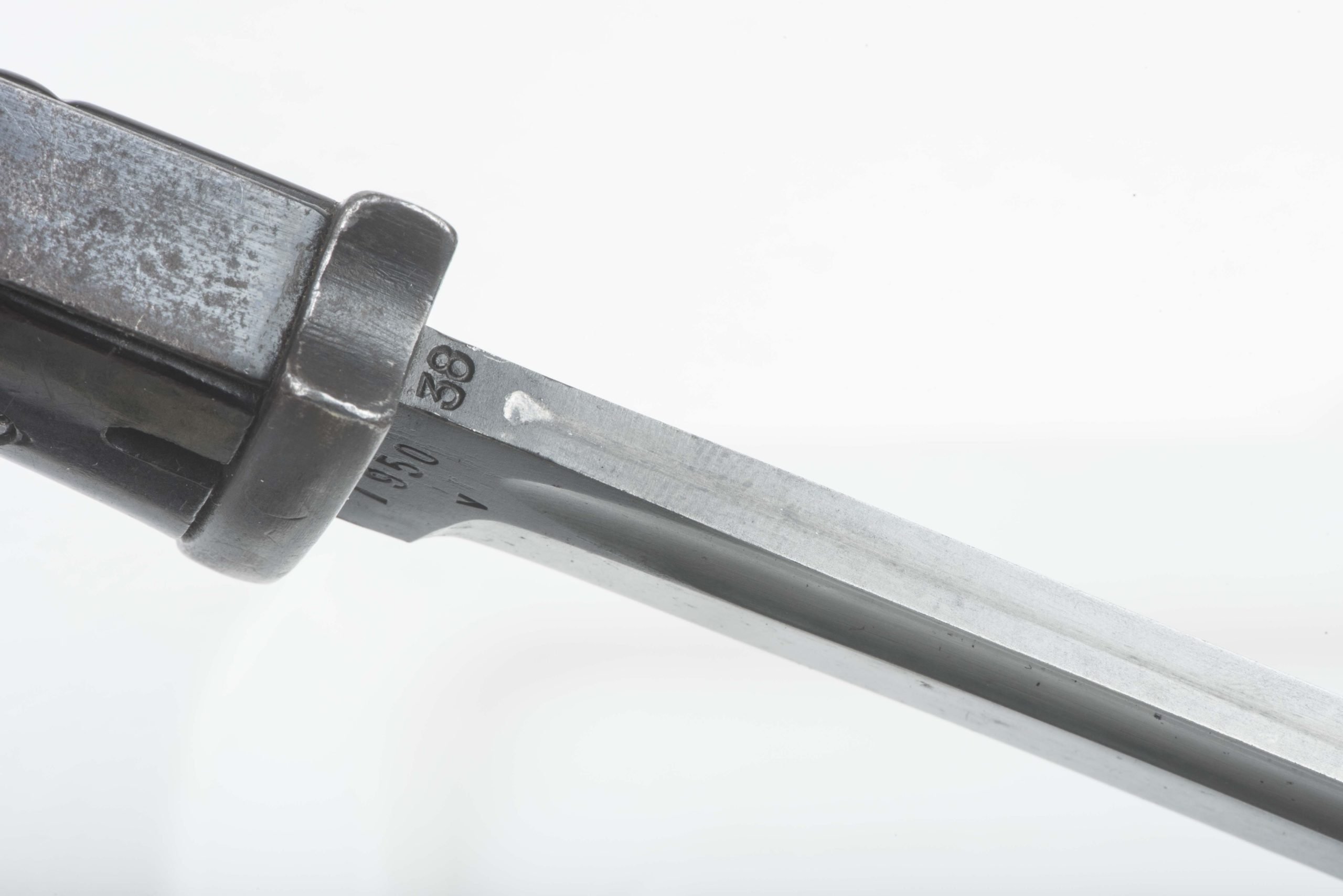 Matching K98 bayonet marked Mundlos 38 #7950 — image 6