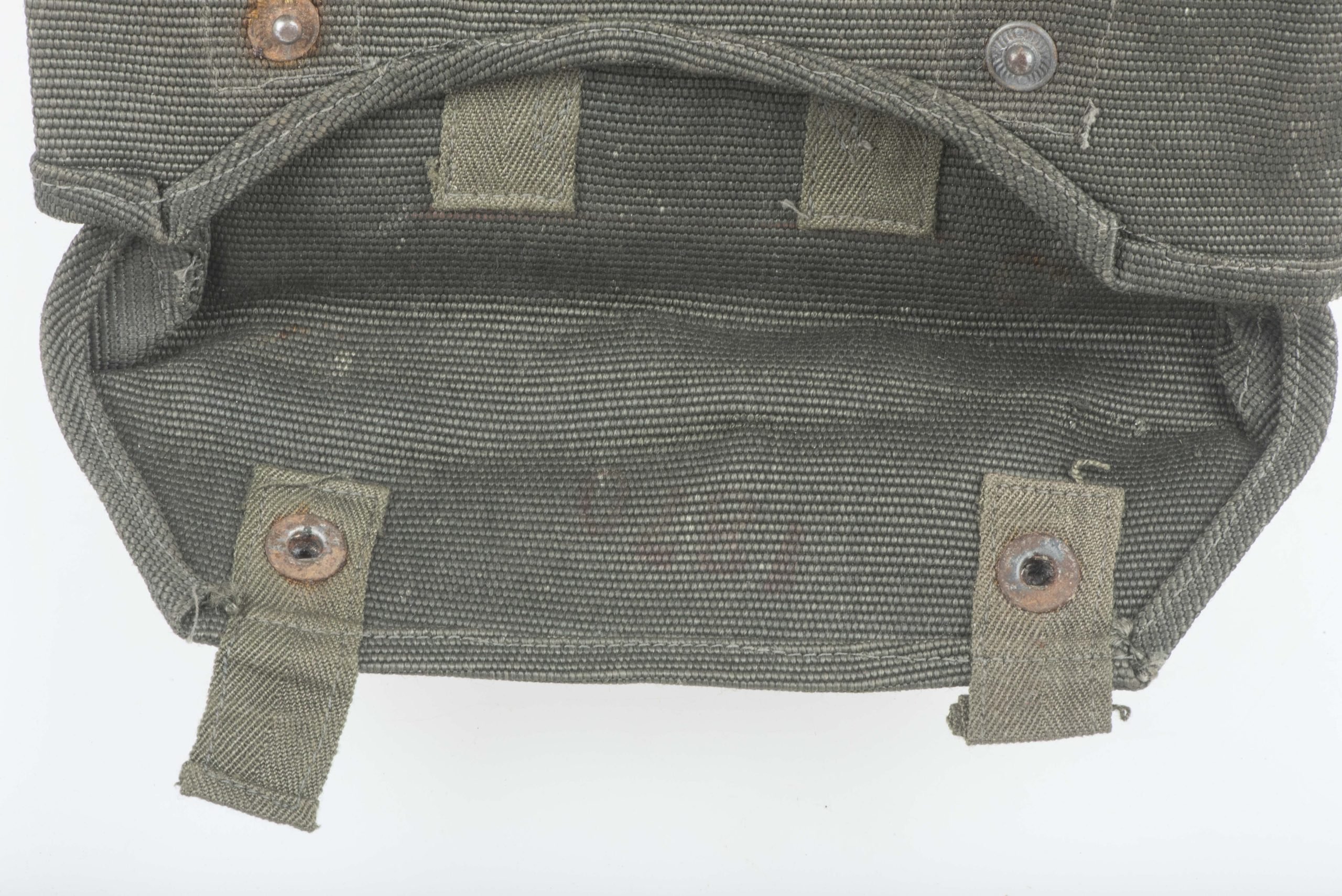Late war gascape pouch — image 2