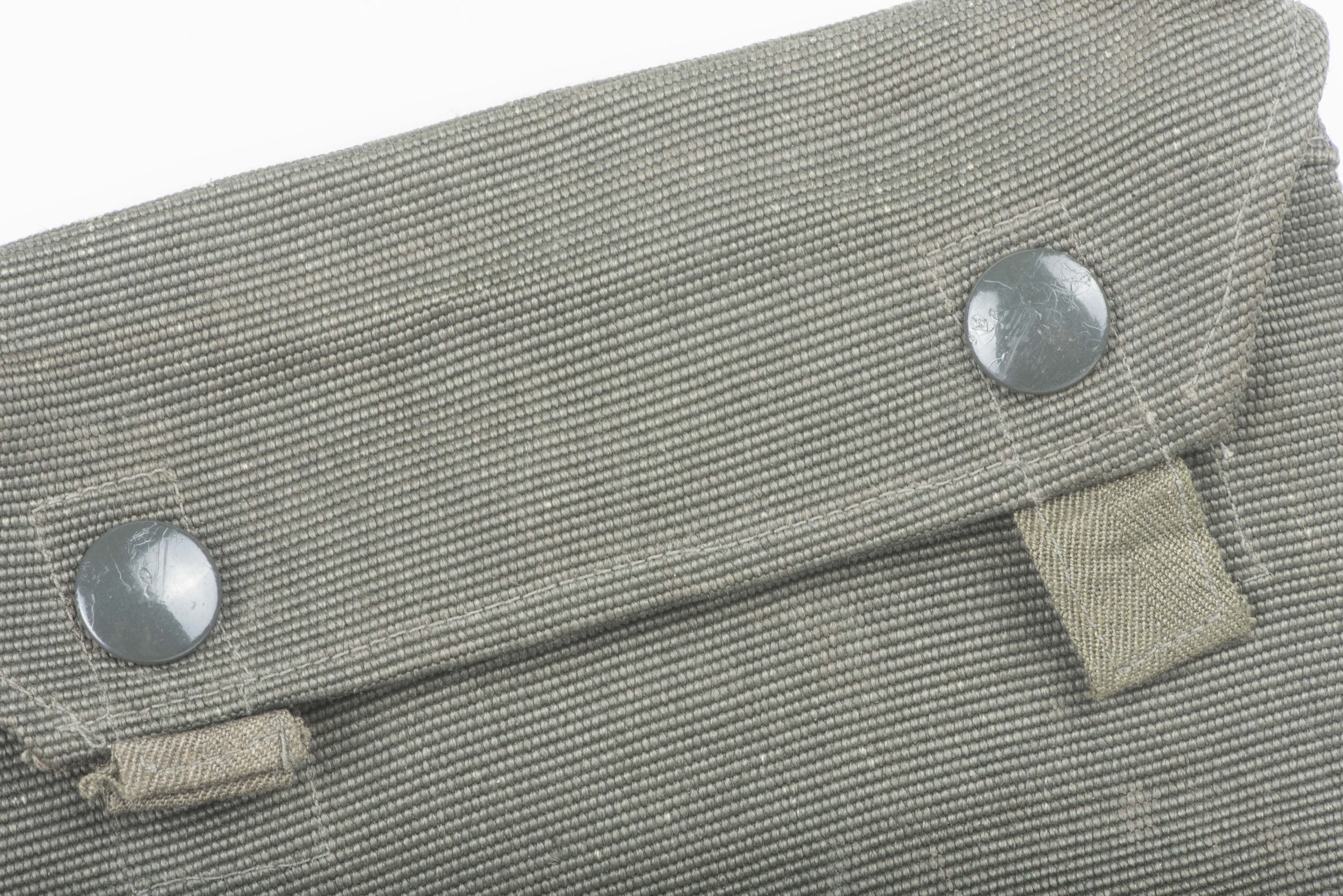 Late war gascape pouch — image 5