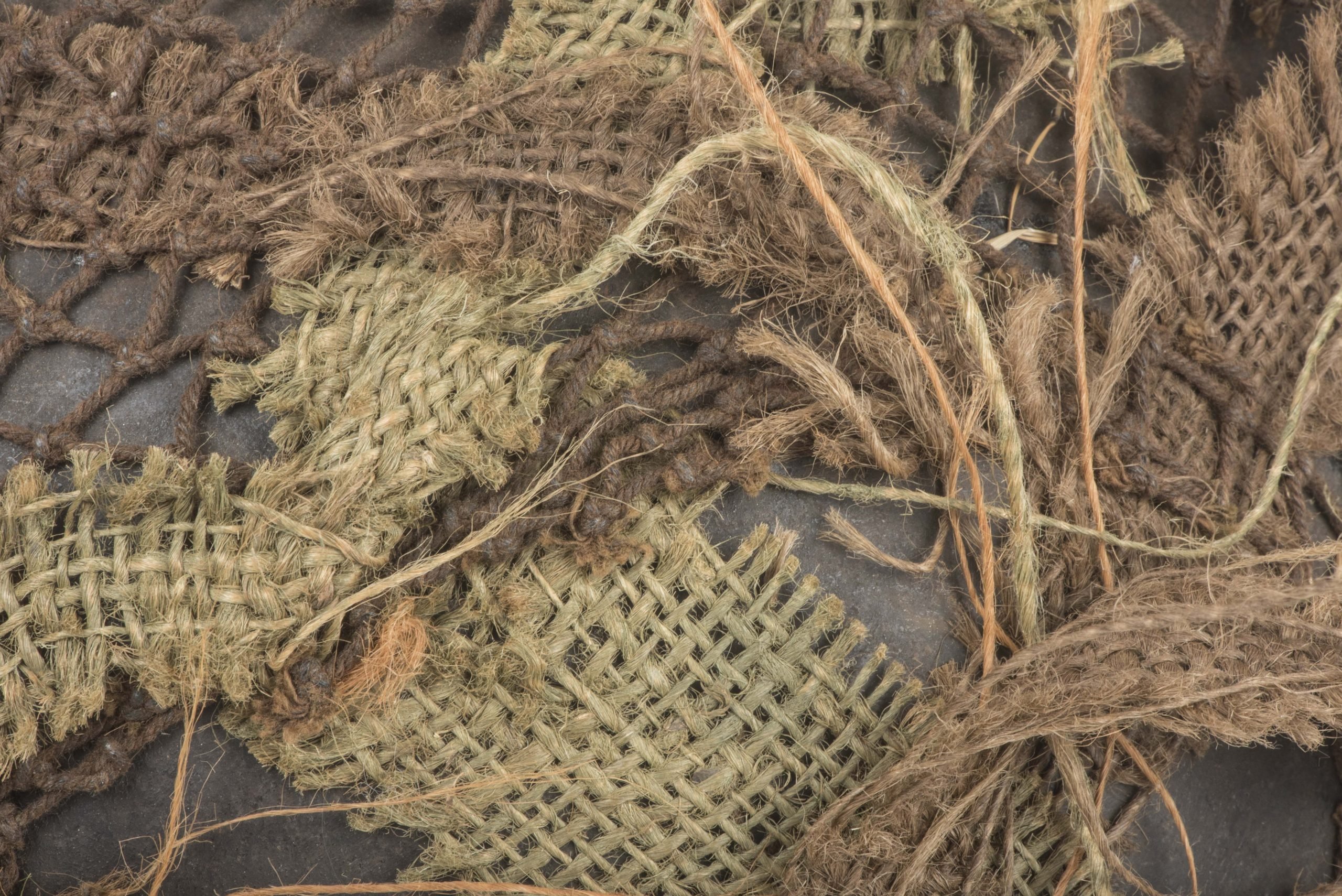 Netted British MKII helmet marked S&W 1940 / BMB 1941 — image 2