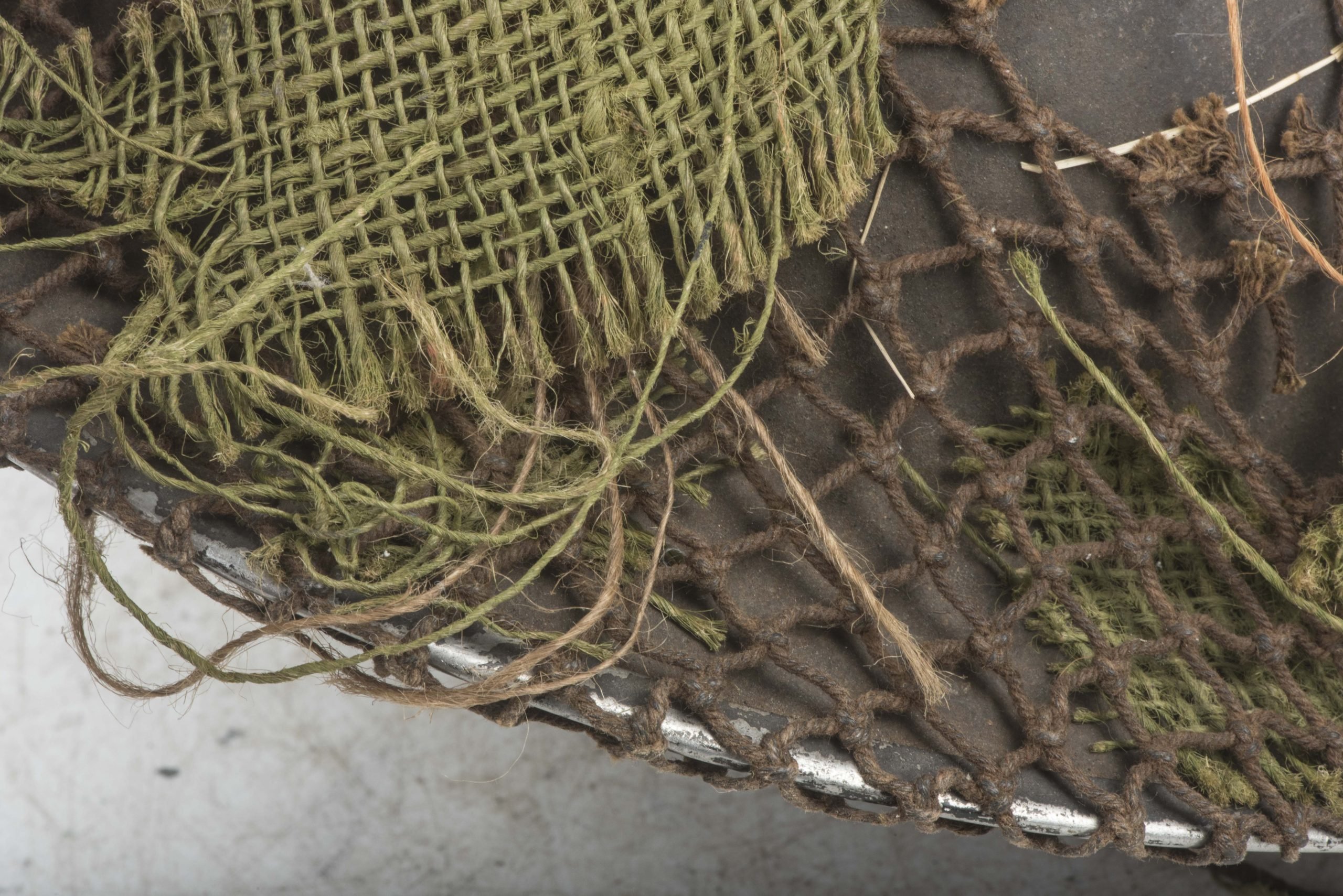 Netted British MKII helmet marked S&W 1940 / BMB 1941 — image 4