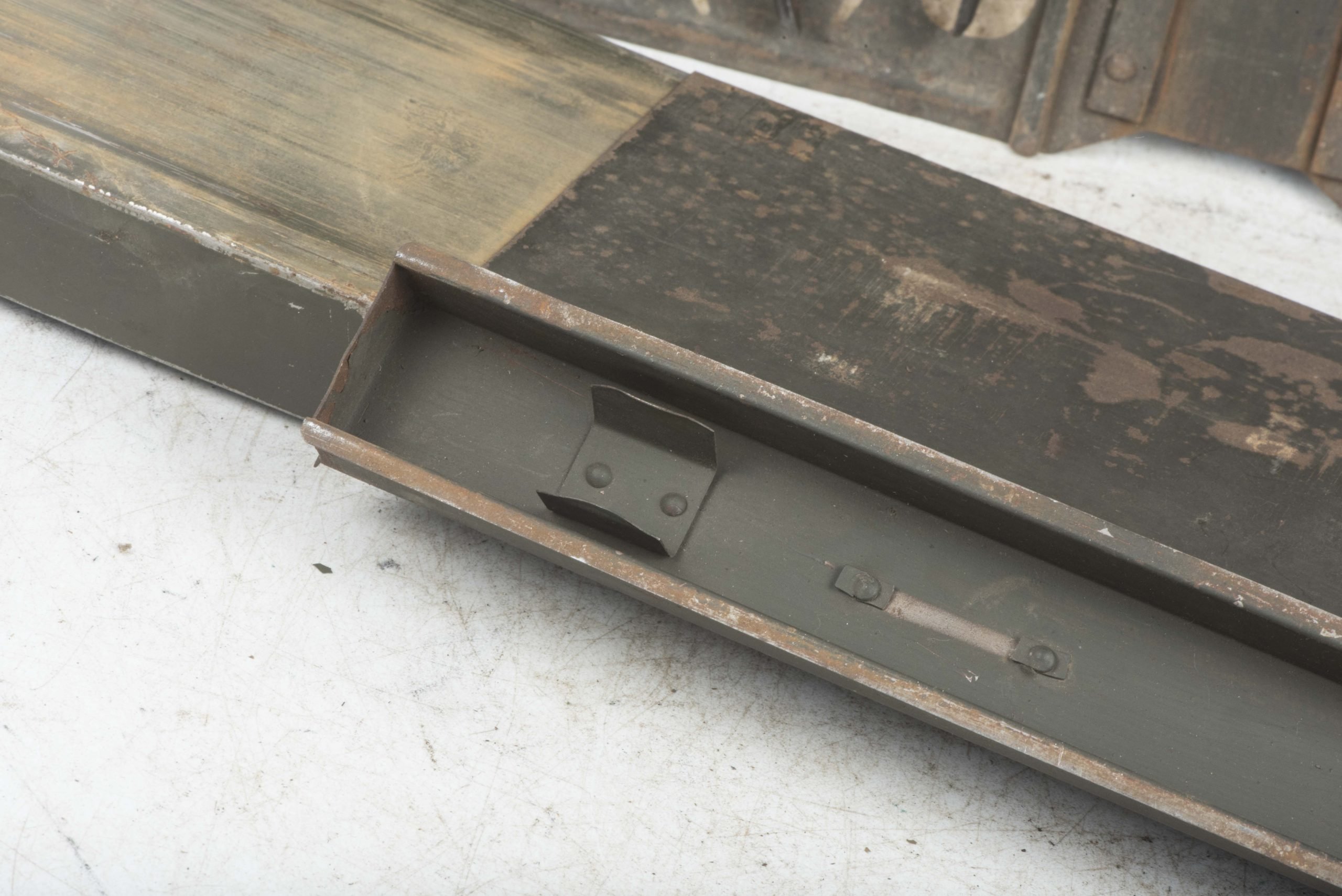 Rare late war MG34 u. MG42 Werkzeugkasten Waffenmeister tool case — image 17