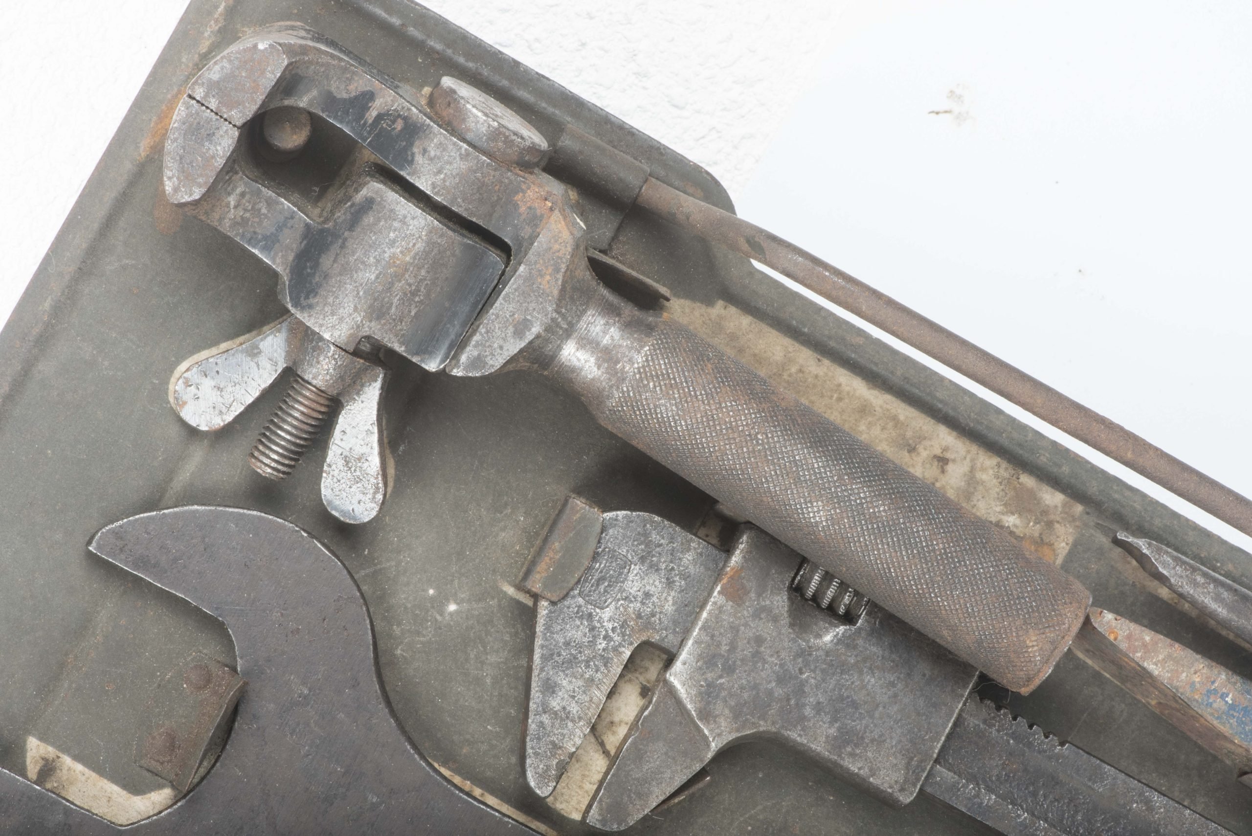 Rare late war MG34 u. MG42 Werkzeugkasten Waffenmeister tool case — image 8