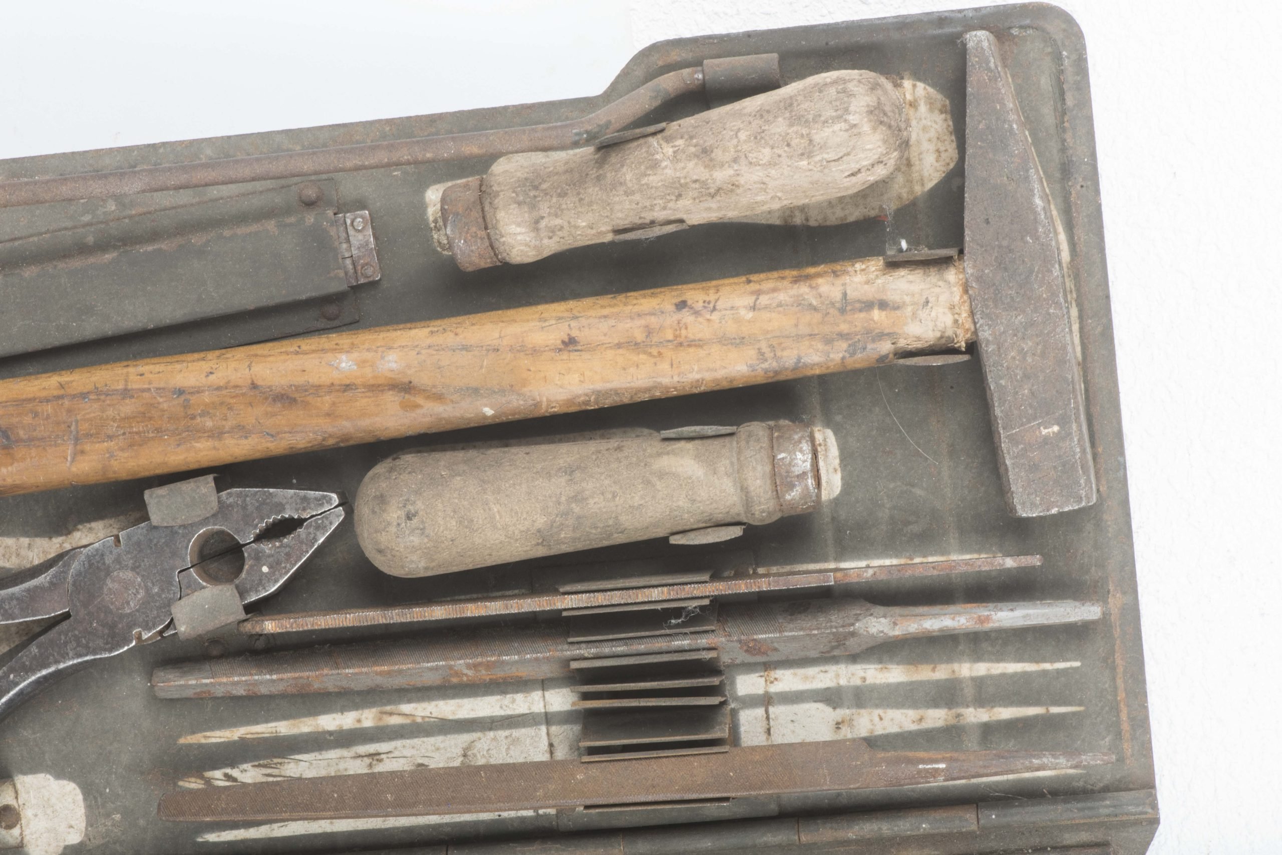 Rare late war MG34 u. MG42 Werkzeugkasten Waffenmeister tool case — image 9