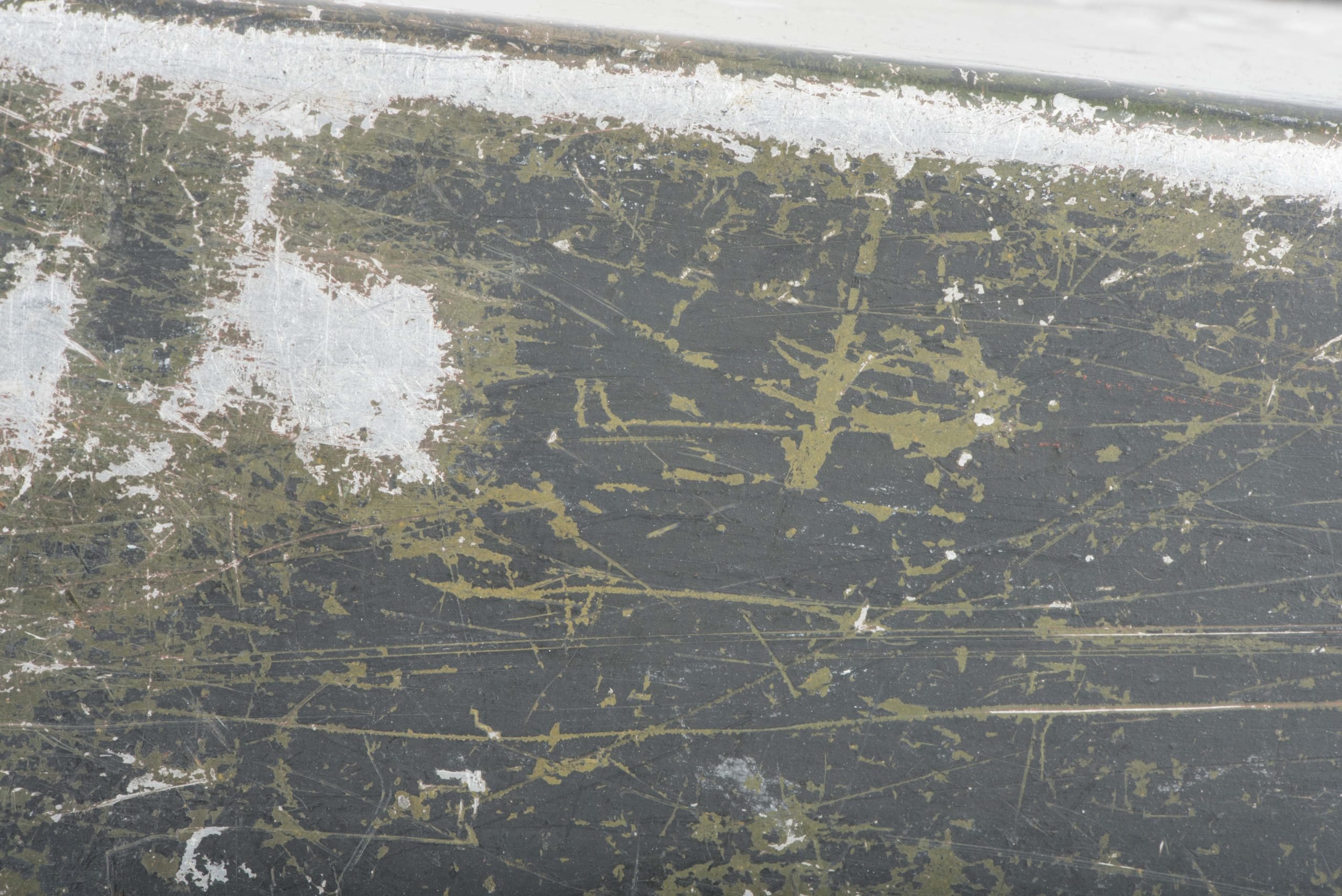 Aluminium MG34 u. MG42 ammunition case in spray painted three-tone camouflage — image 27