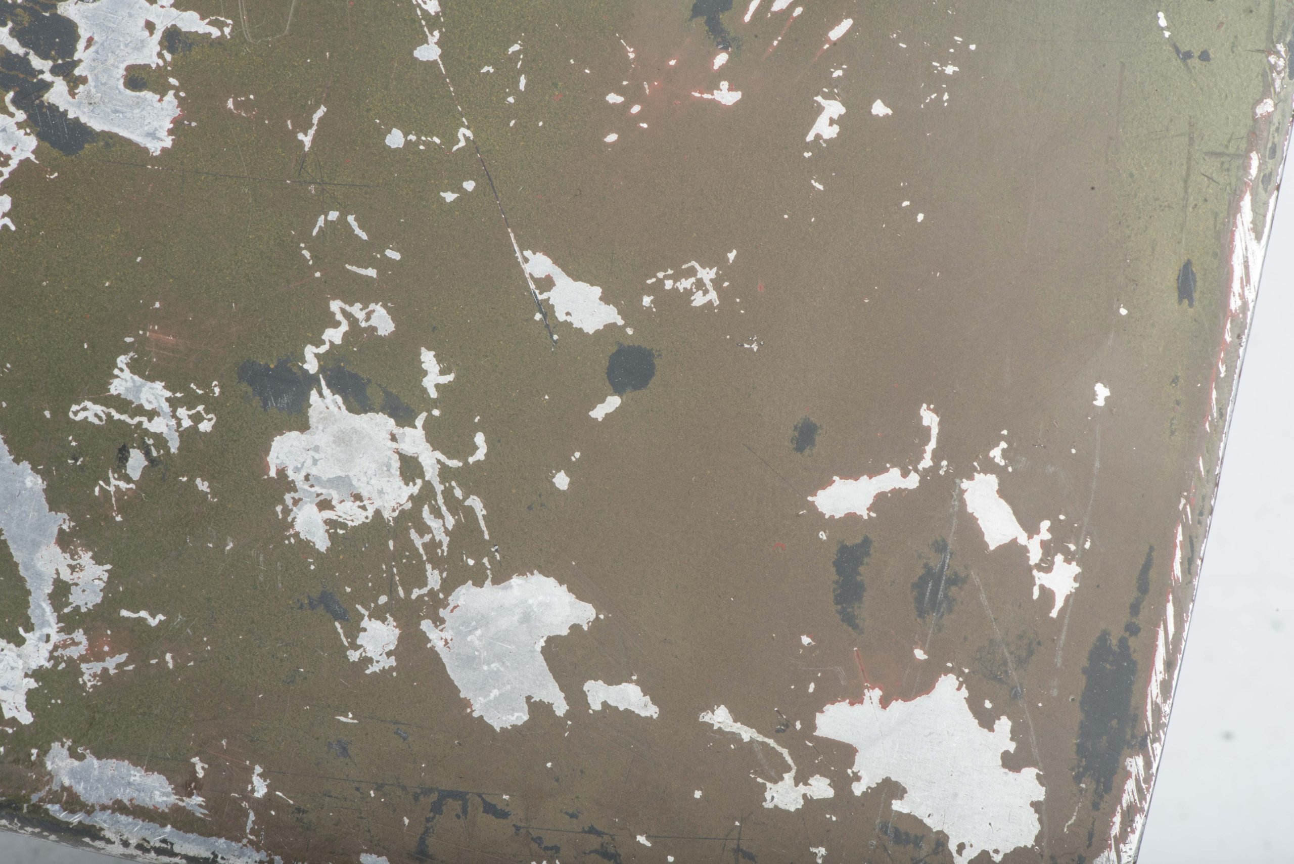 Aluminium MG34 u. MG42 ammunition case in spray painted three-tone camouflage — image 29