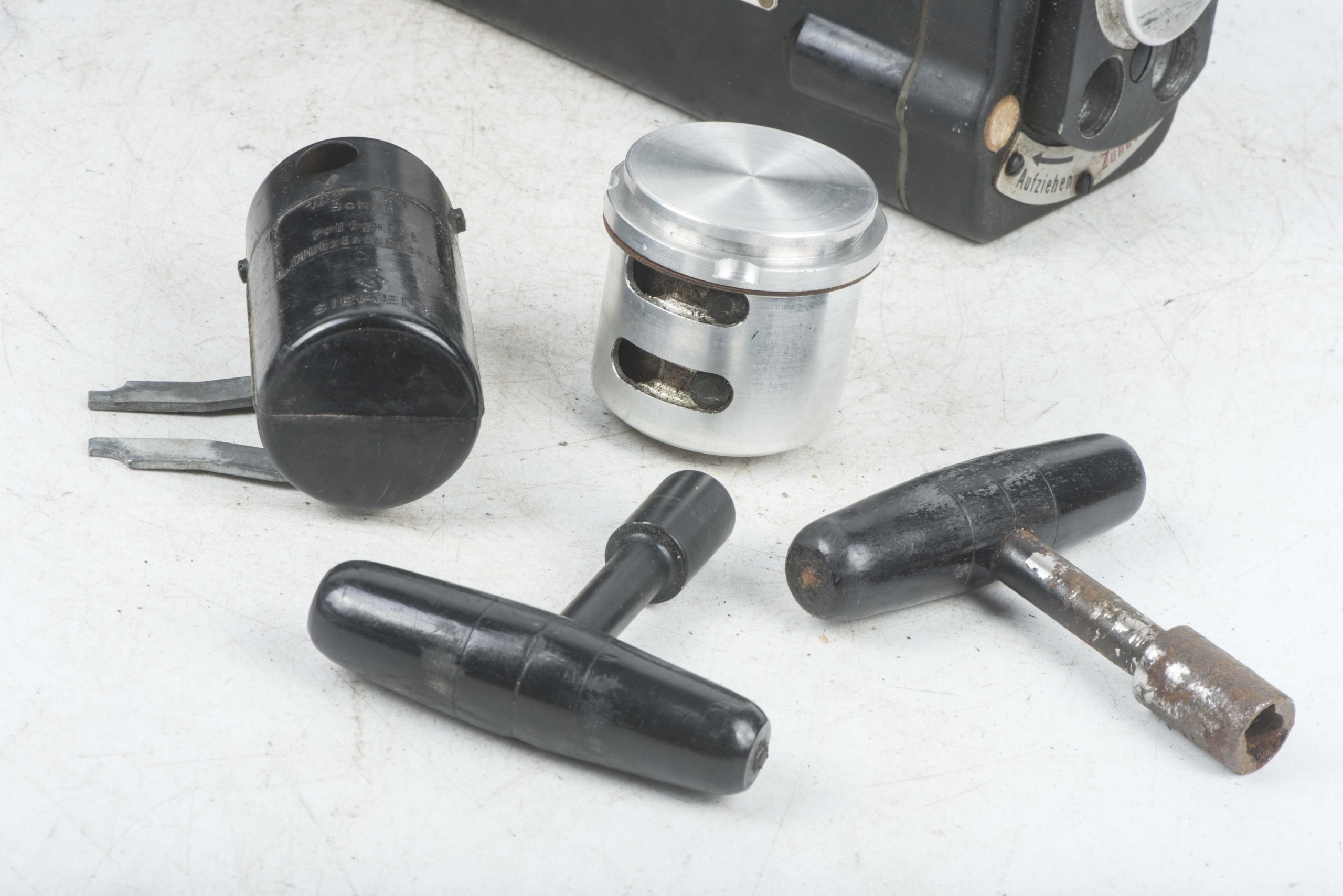 Wehrmacht Detonator type 39 or Gluhzundapparat 39 — image 10