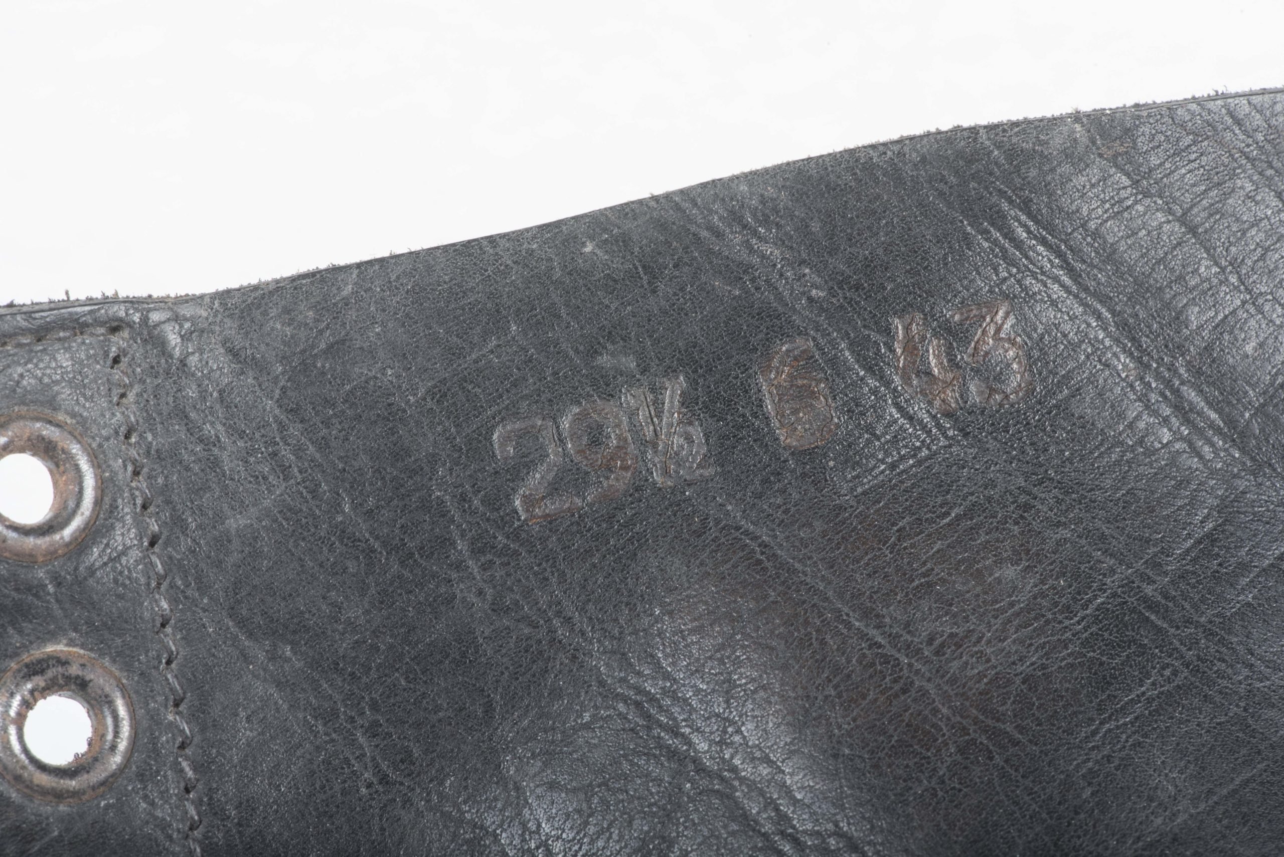 Late war black issue M37 lowboots or Schnürschuhe — image 14