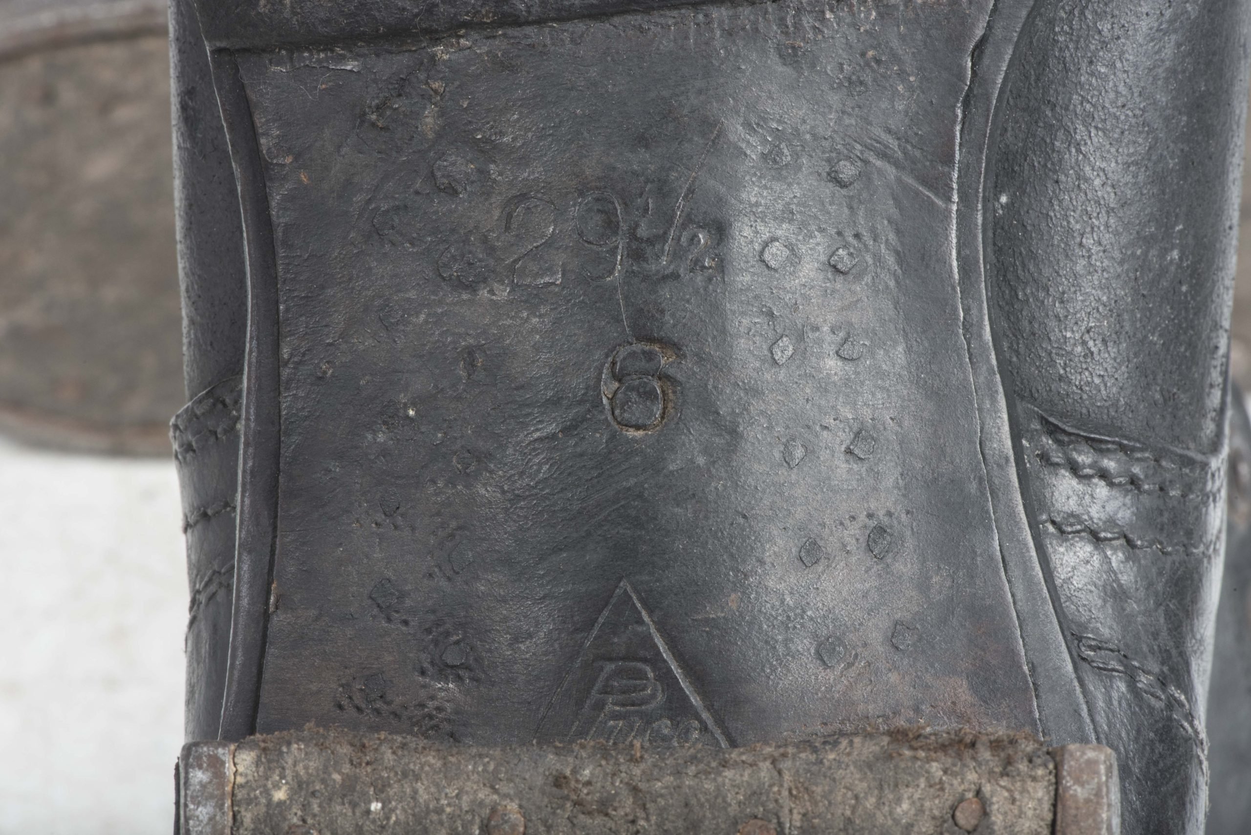 Late war black issue M37 lowboots or Schnürschuhe — image 8