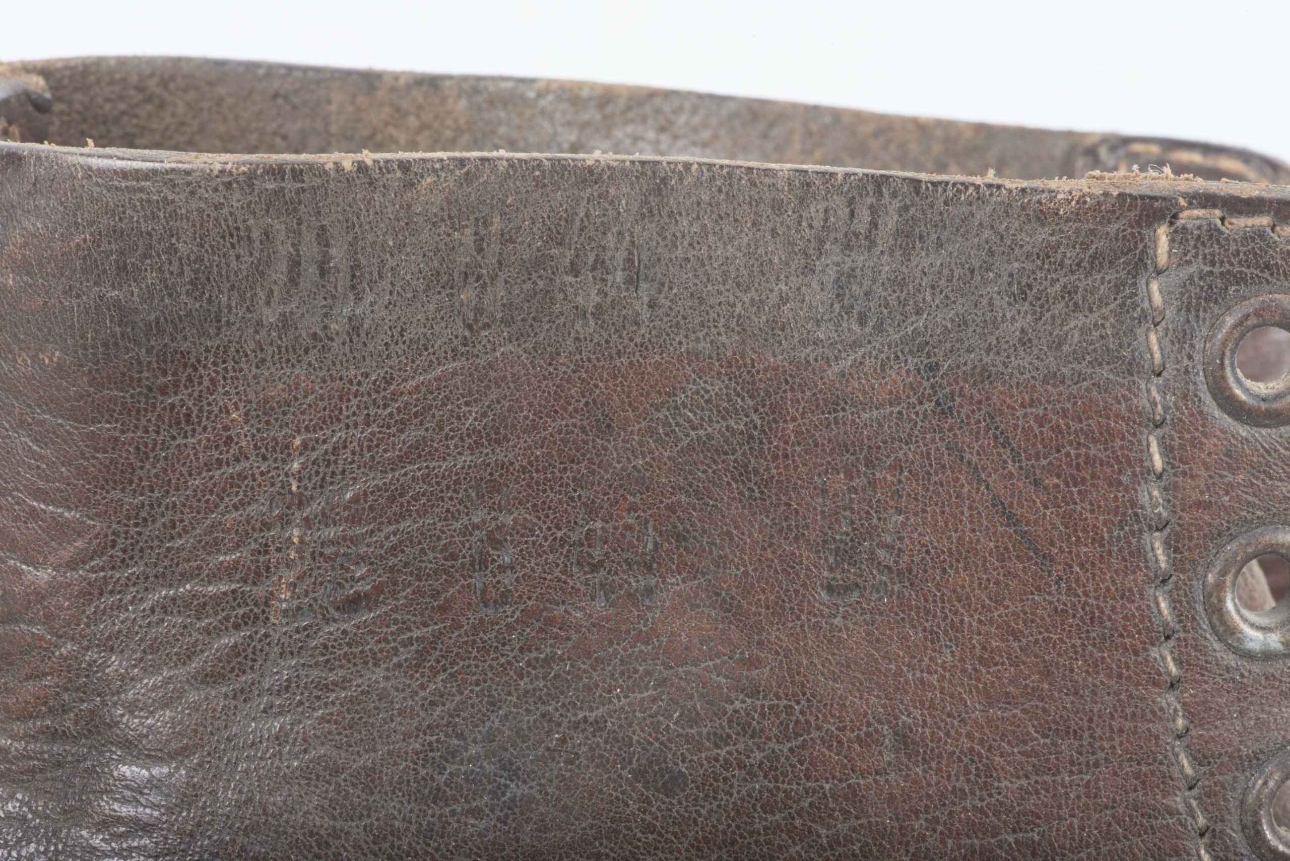 Late war brown issue M37 lowboots or Schnürschuhe — image 21