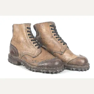 German reissued Italian issue low boots