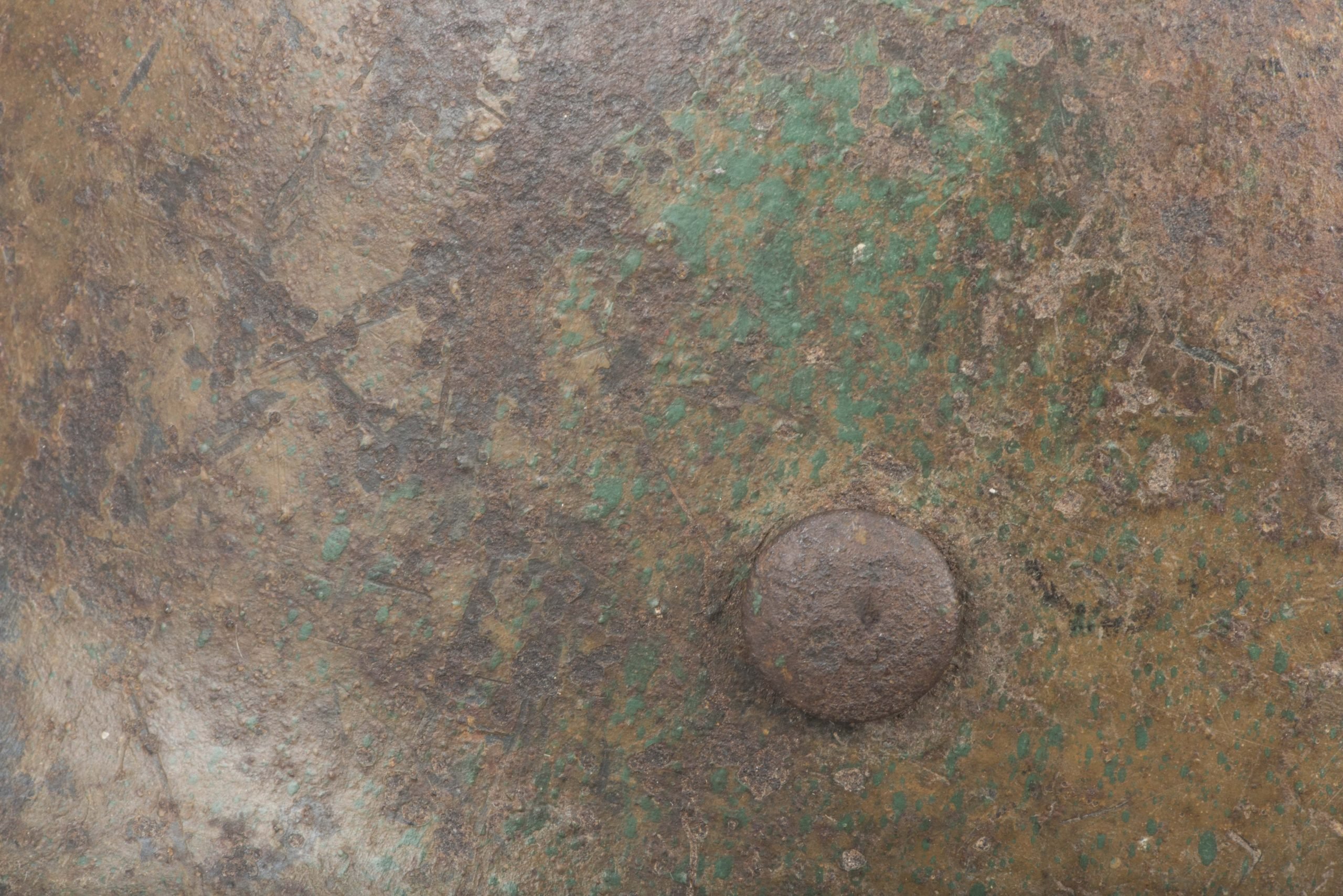 ET66 M40 KIA single decal Luftwaffe helmet in three-tone camouflage — image 8