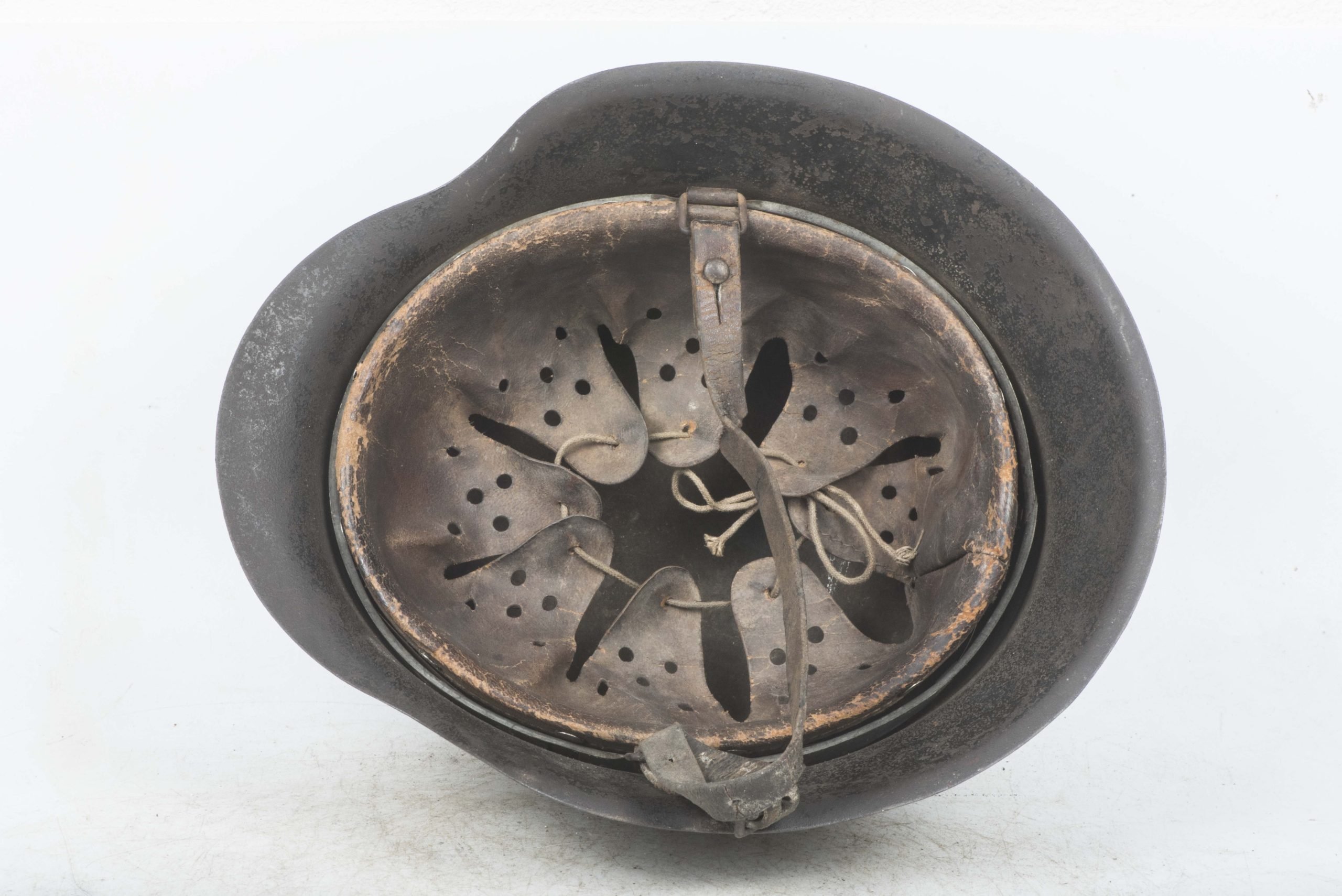 ET66 M42 Luftwaffe single decal in two-tone camouflage — image 23