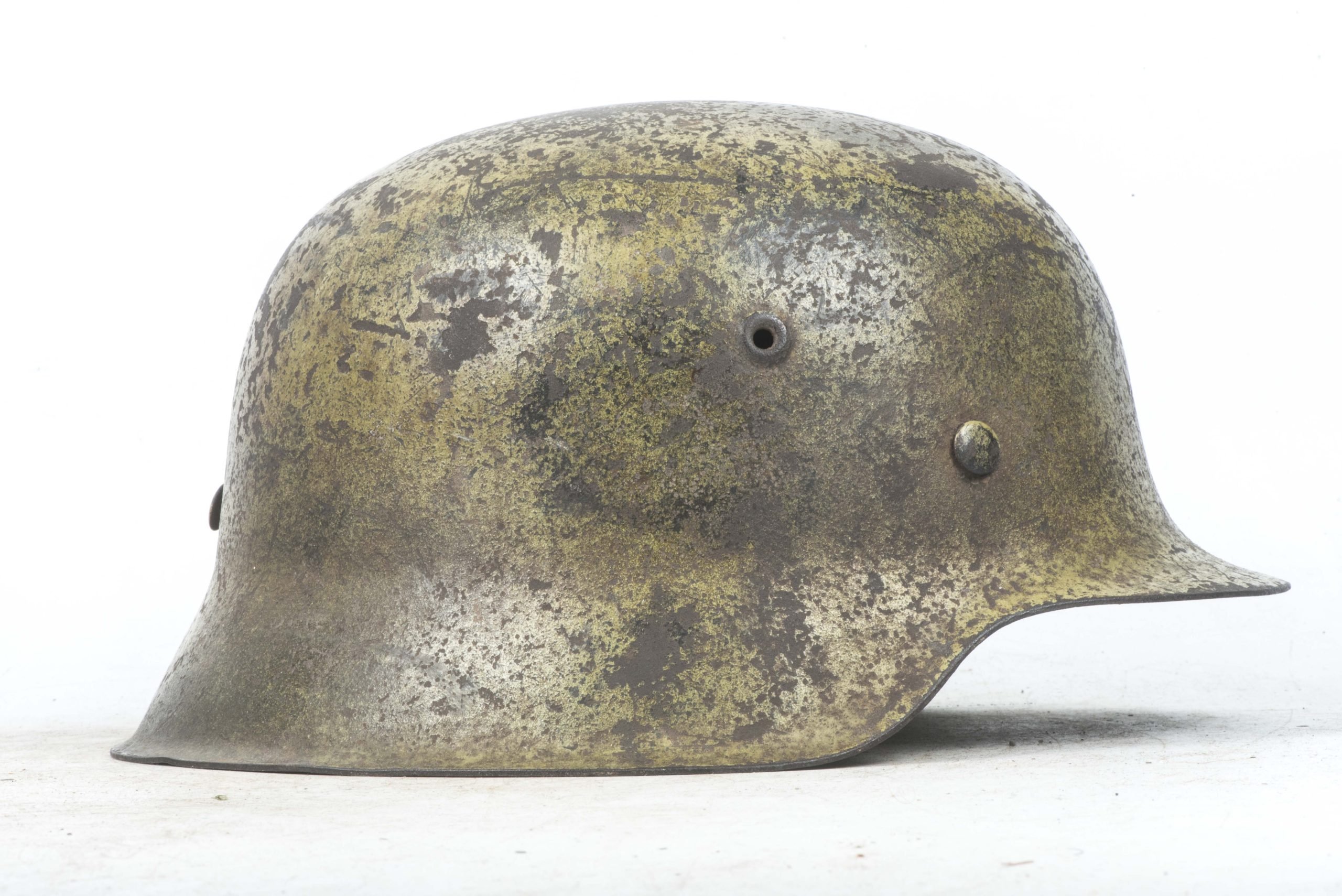 ET66 M42 Luftwaffe single decal in two-tone camouflage — image 3