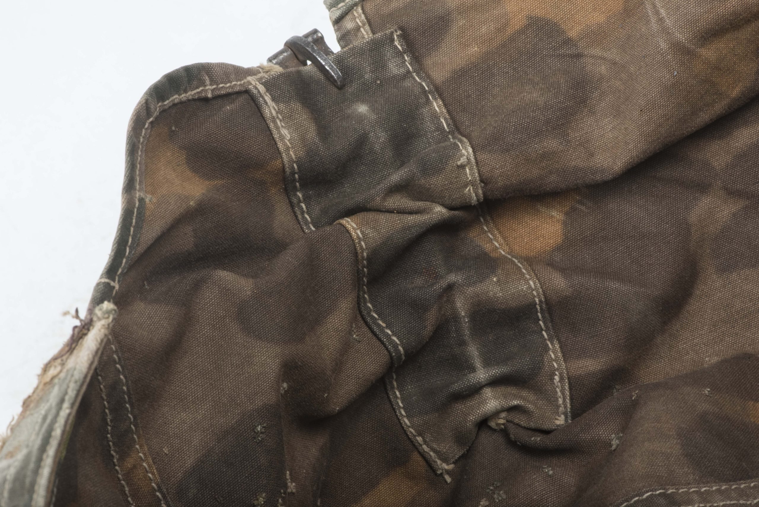 Scarce pre war first pattern Waffen-SS helmet cover in Lateral camouflage — image 17