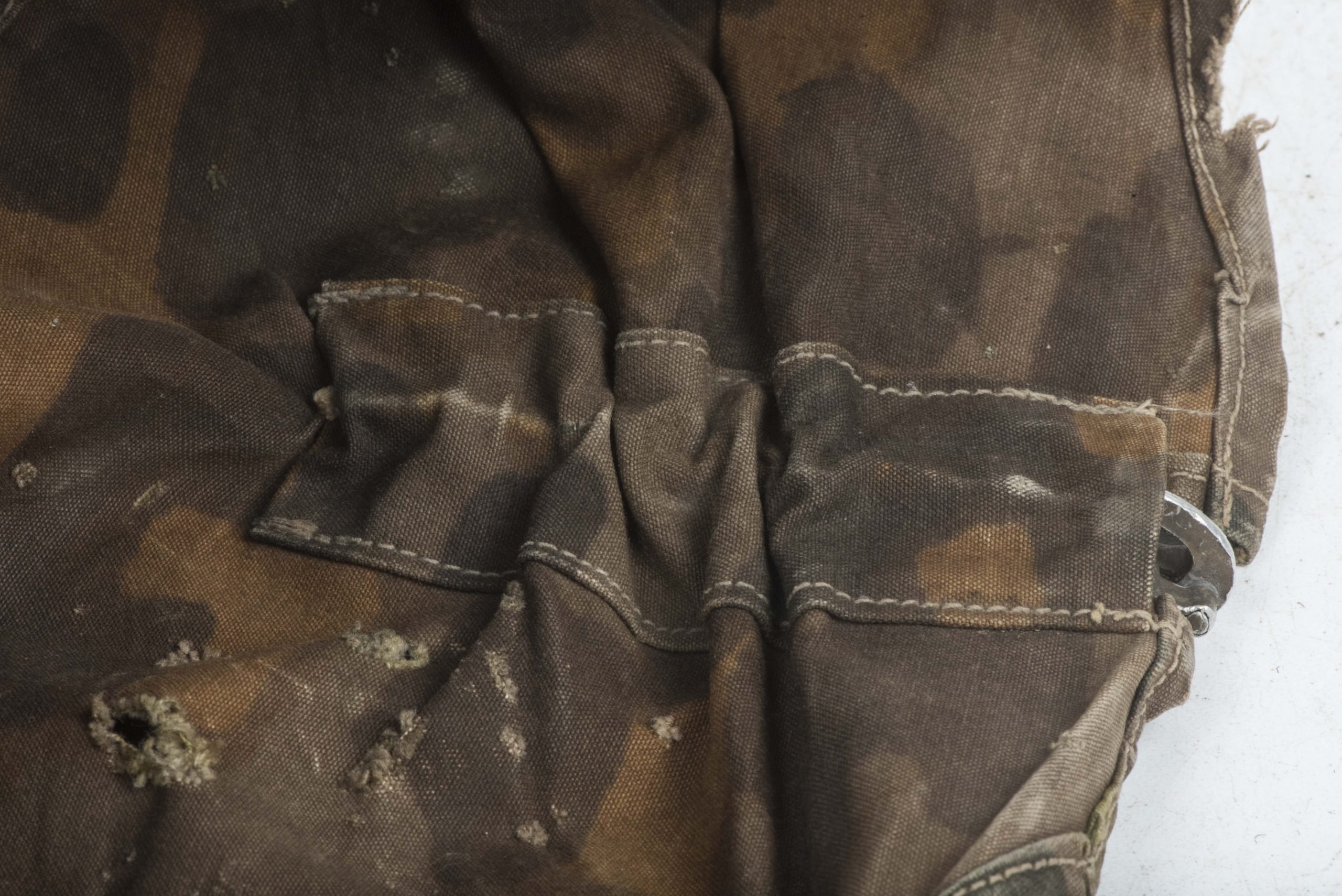 Scarce pre war first pattern Waffen-SS helmet cover in Lateral camouflage — image 19