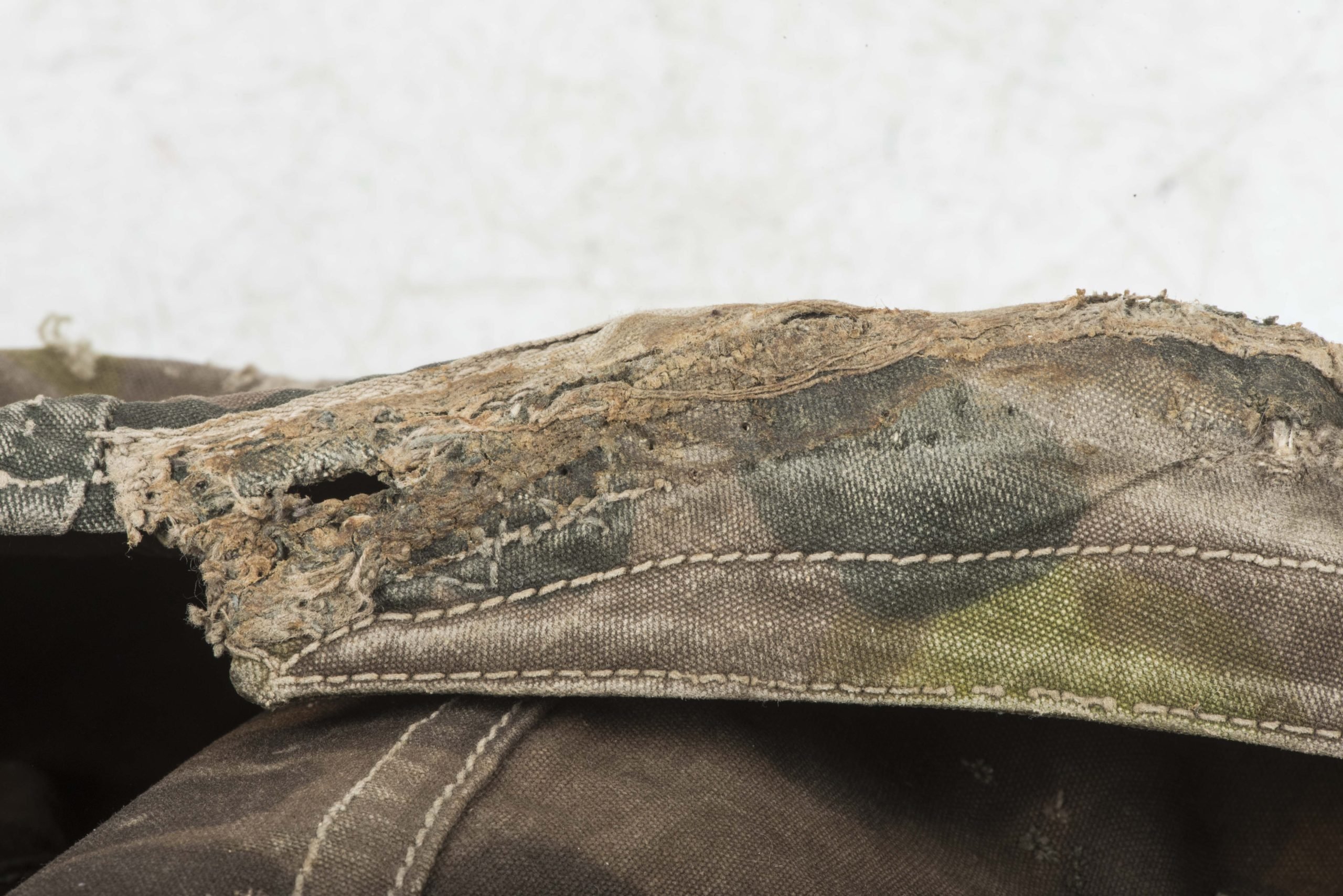 Scarce pre war first pattern Waffen-SS helmet cover in Lateral camouflage — image 26