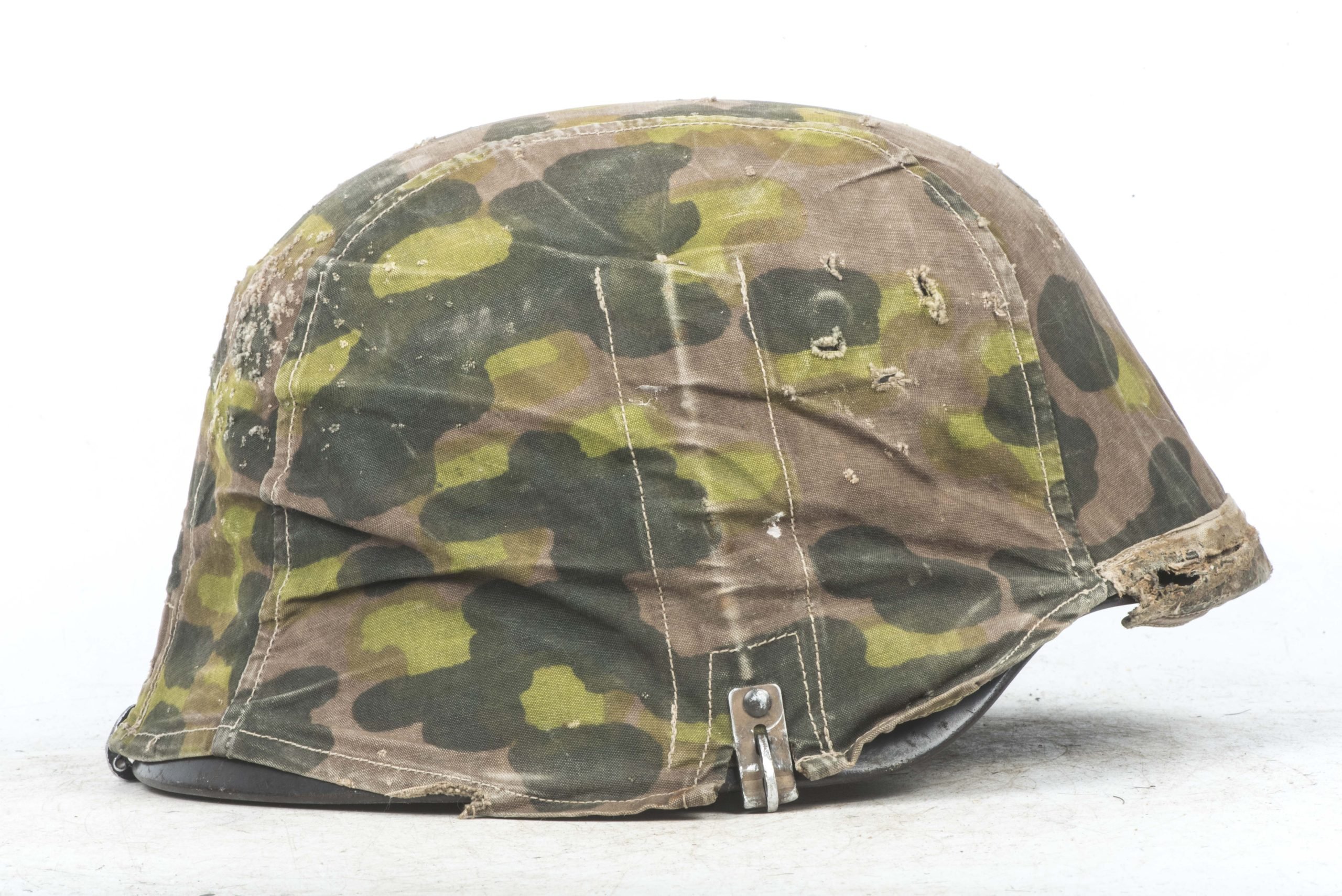 Scarce pre war first pattern Waffen-SS helmet cover in Lateral camouflage — image 3
