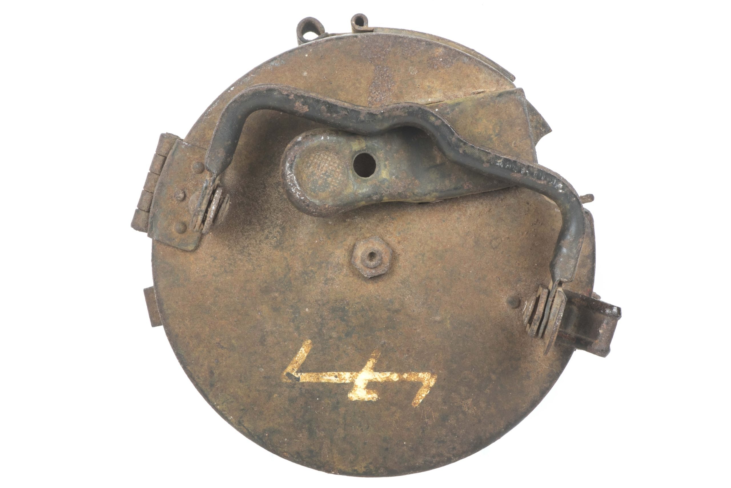 MG34 u. MG42 ammunition drum marked WA 41 in three-tone camouflage