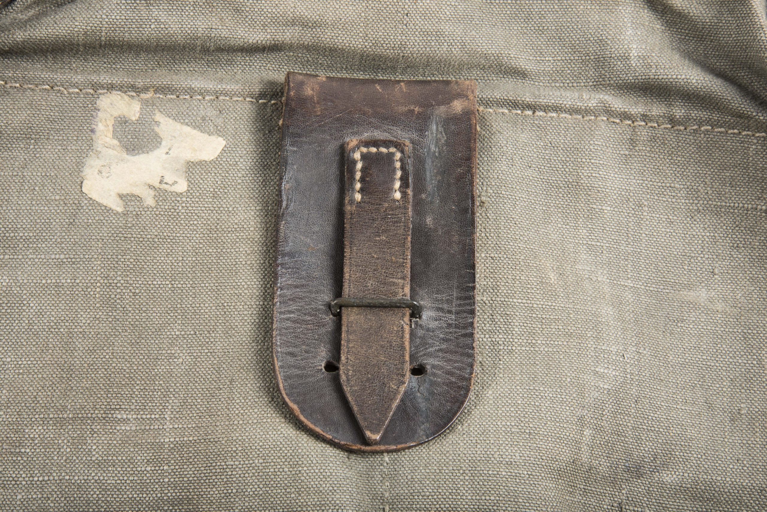 Reichswehr gasmask bag dated 1923 — image 7