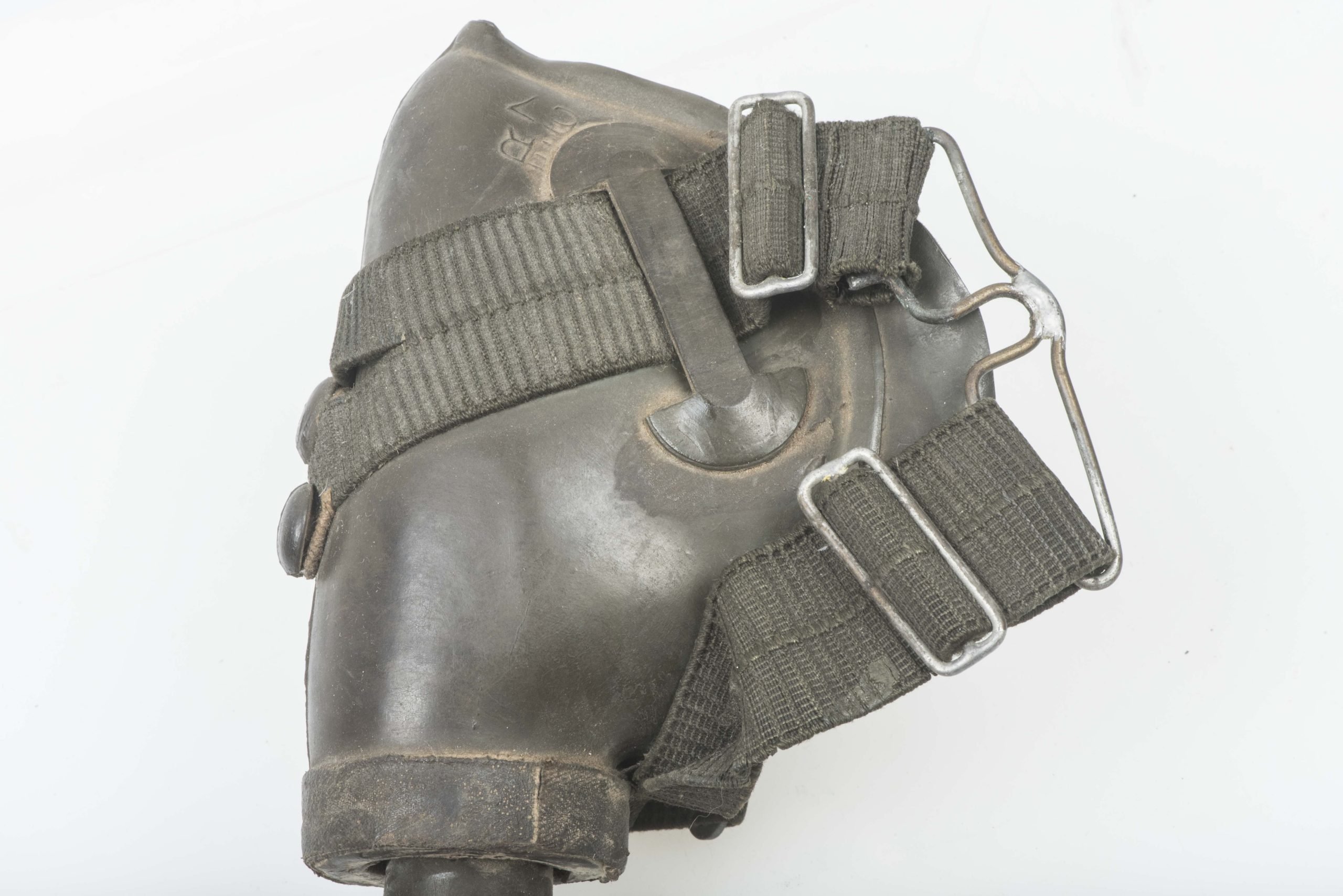Luftwaffe Auer 10-67 oxygen mask — image 3