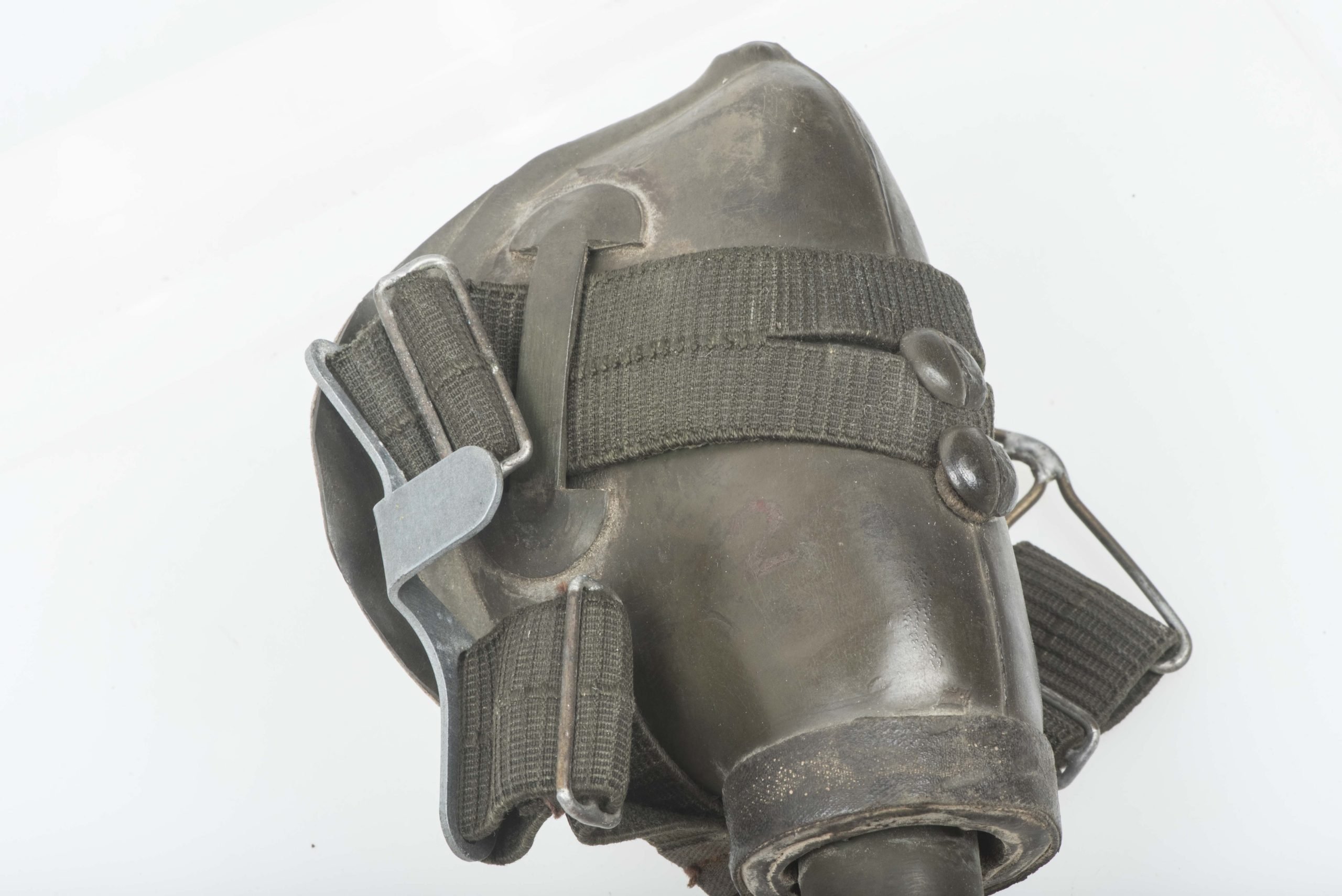 Luftwaffe Auer 10-67 oxygen mask — image 4