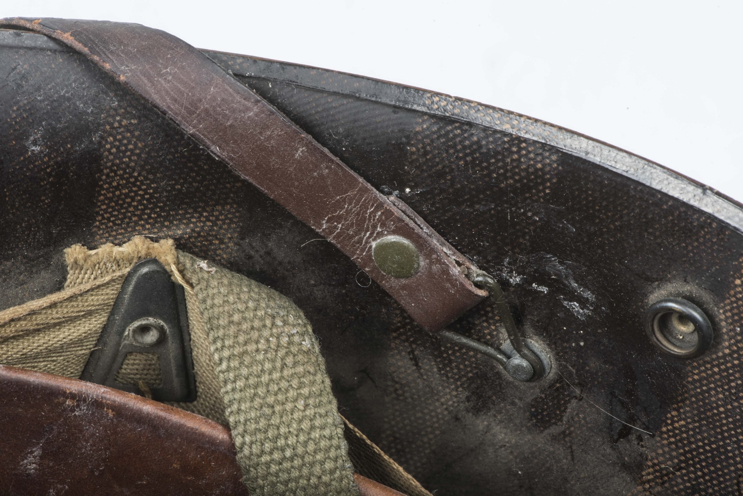 US M1C paratrooper helmet liner by Westinghouse — image 4