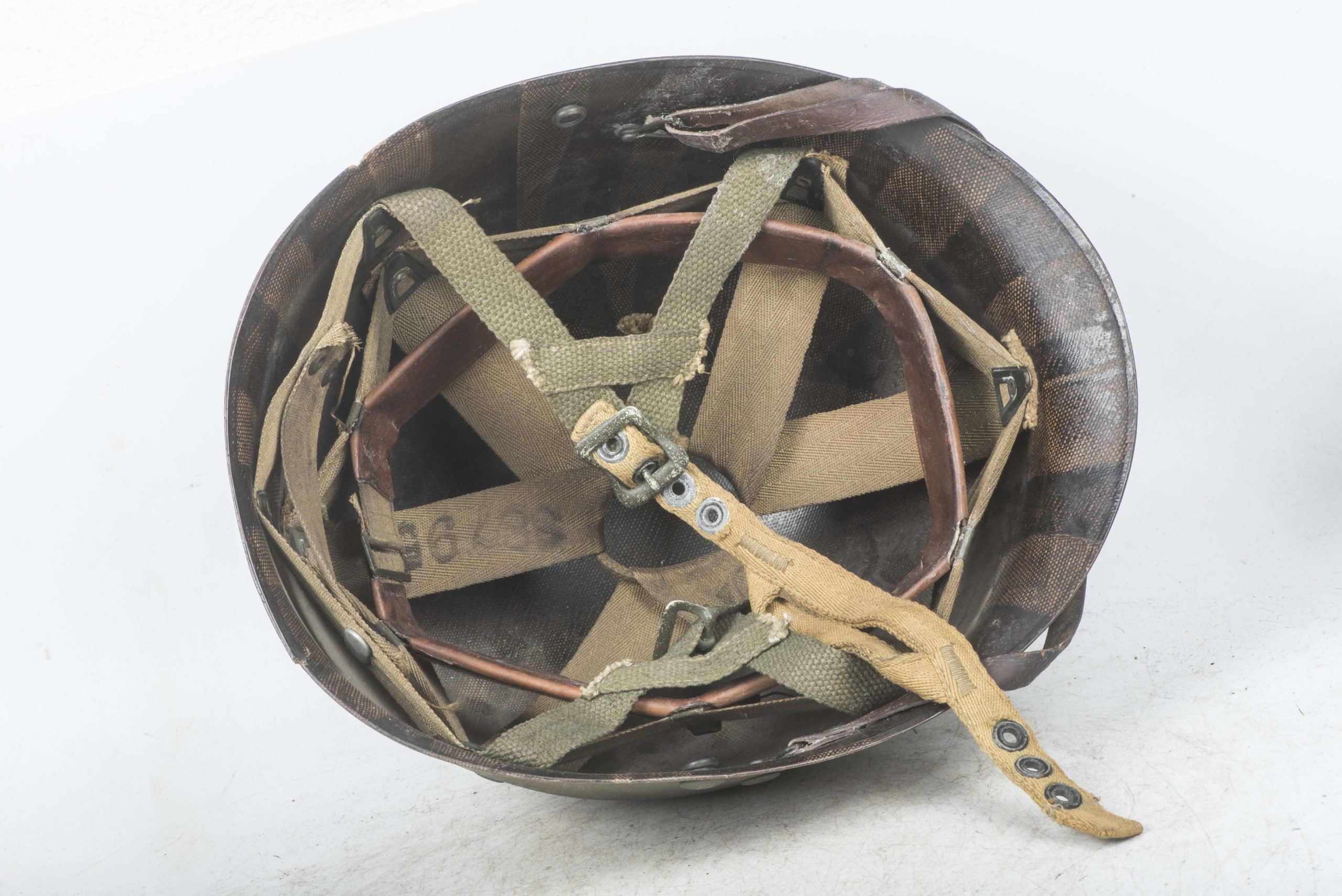 US M1C paratrooper helmet liner by Westinghouse — image 2