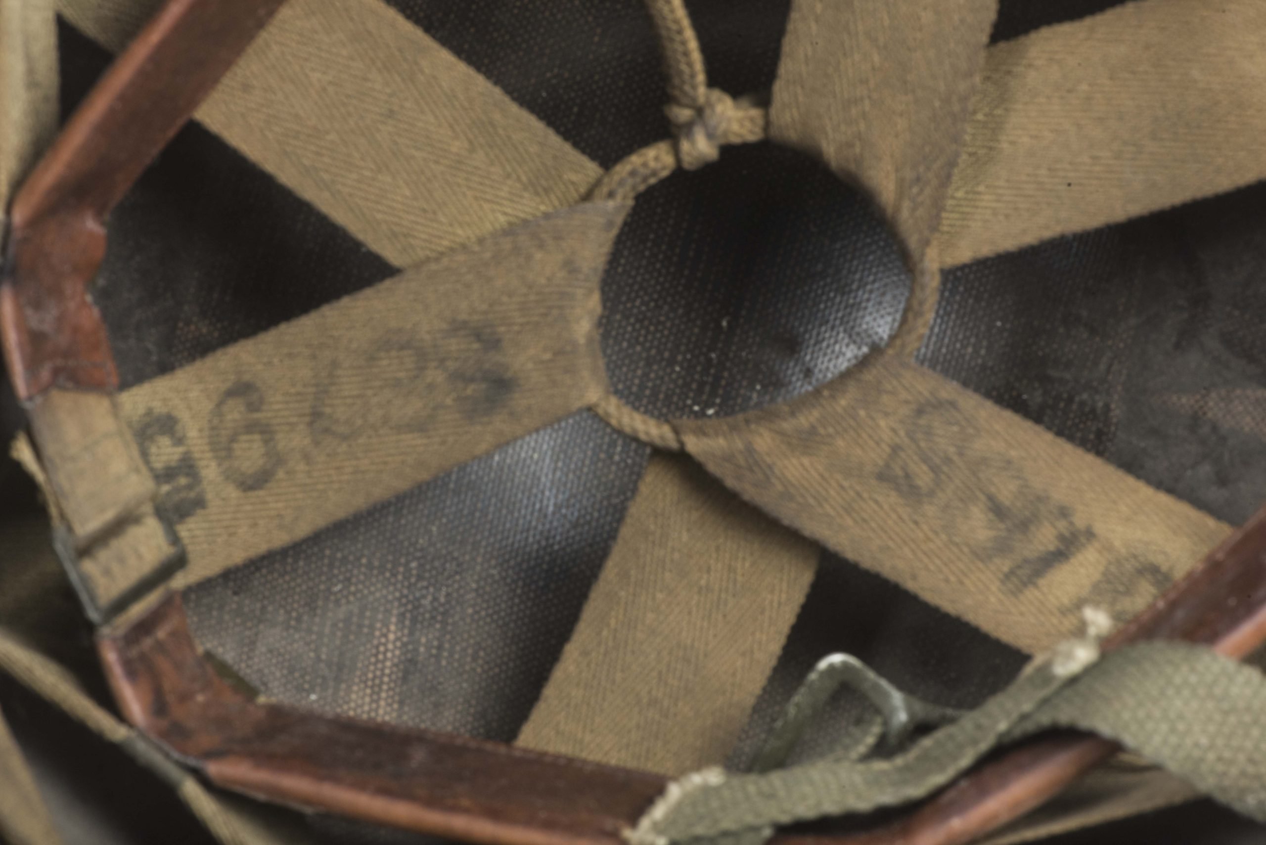 US M1C paratrooper helmet liner by Westinghouse — image 3
