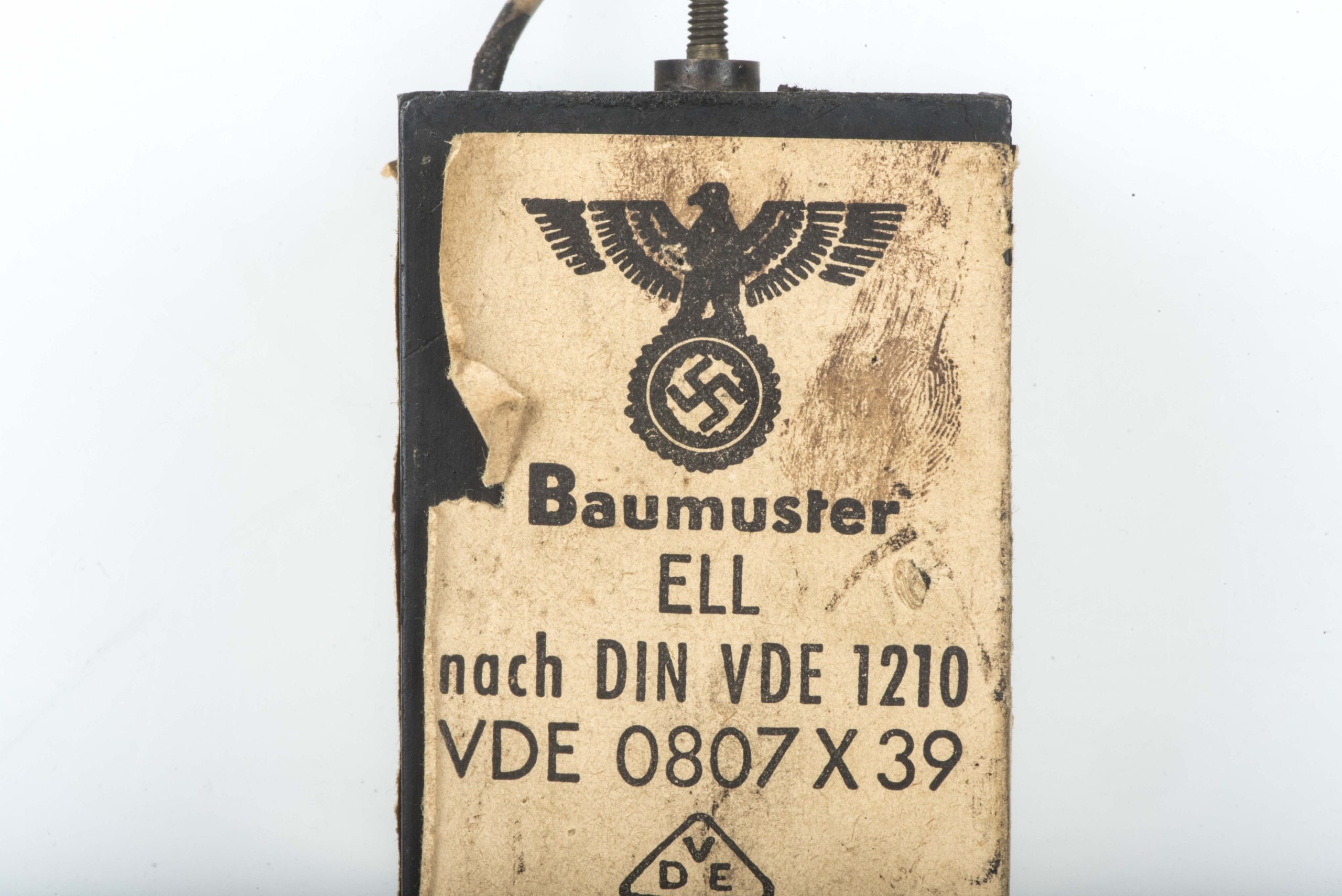 French made FF33 battery Element D T30 by Carbone A.G. dated 1944 — image 2