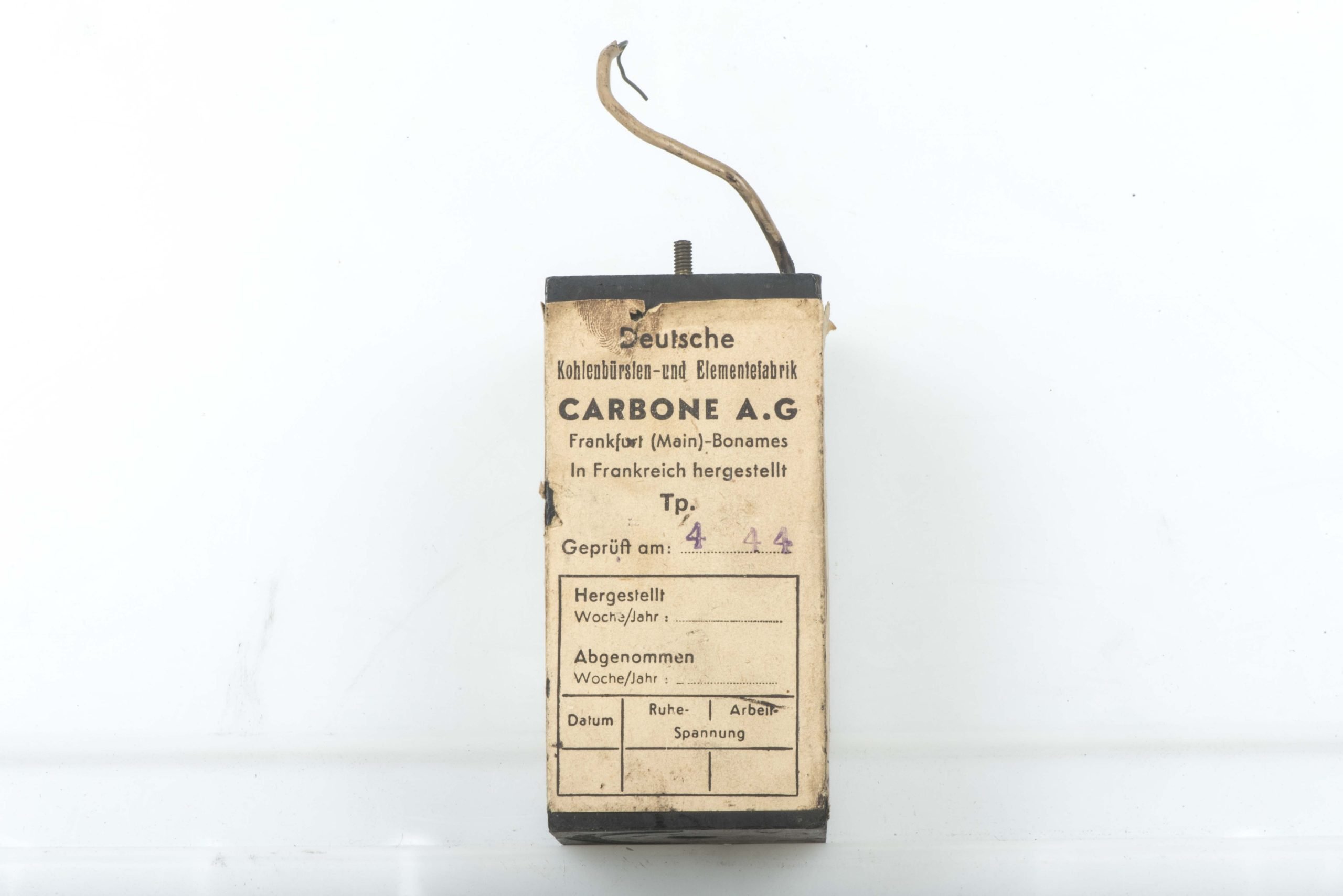French made FF33 battery Element D T30 by Carbone A.G. dated 1944 — image 6