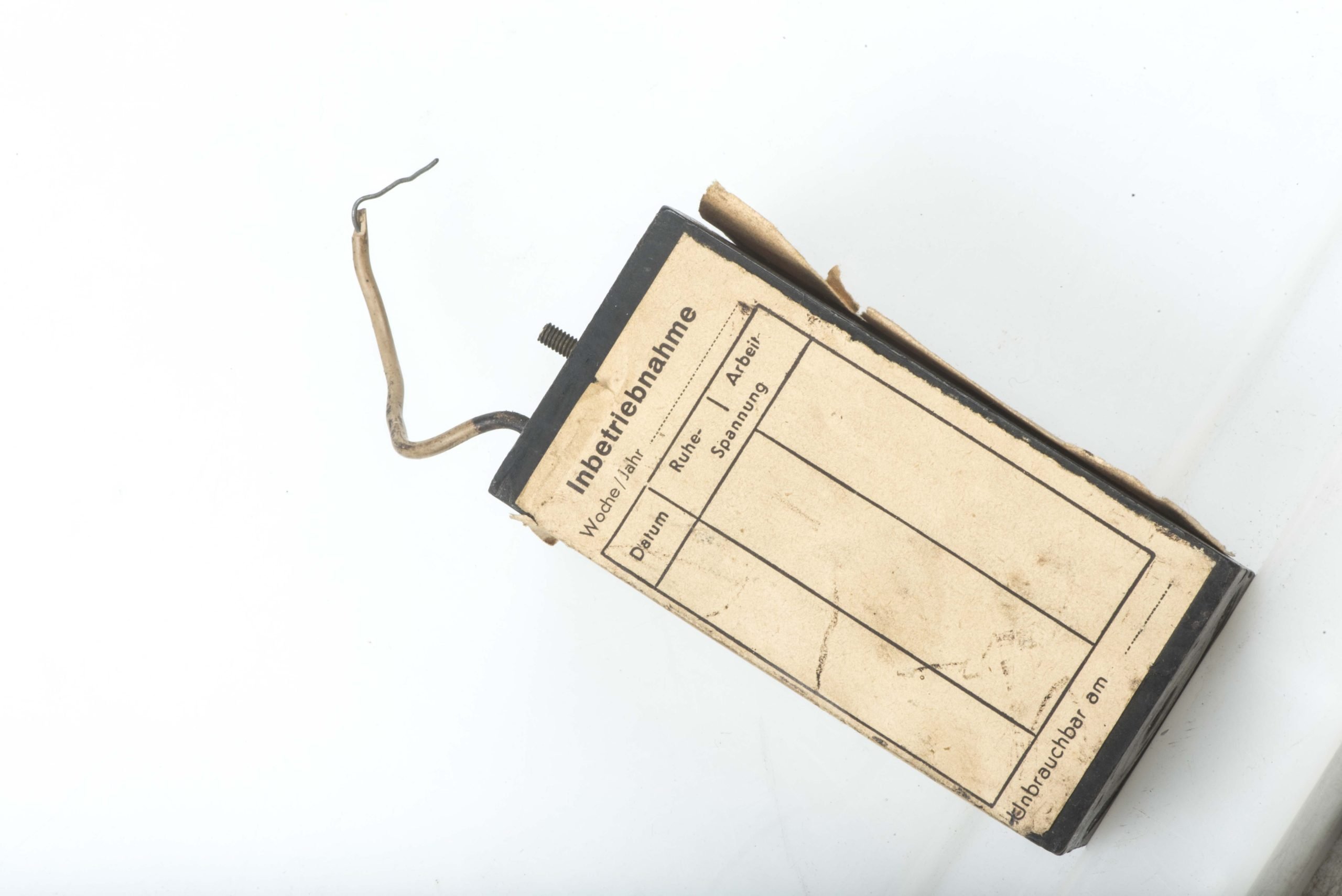 French made FF33 battery Element D T30 by Carbone A.G. dated 1944 — image 8