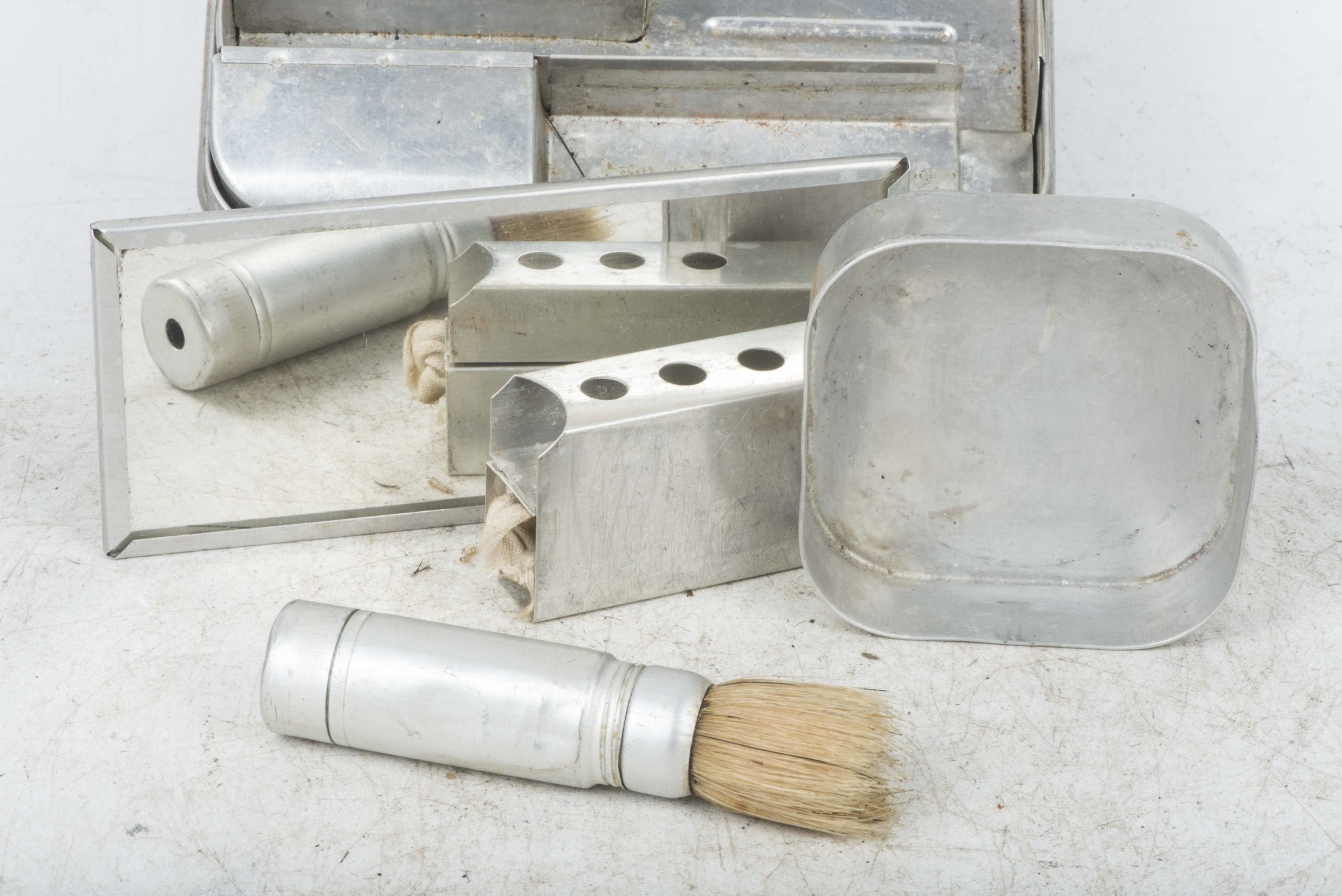 Mica Wirtschaftkasten personal effects box — image 13