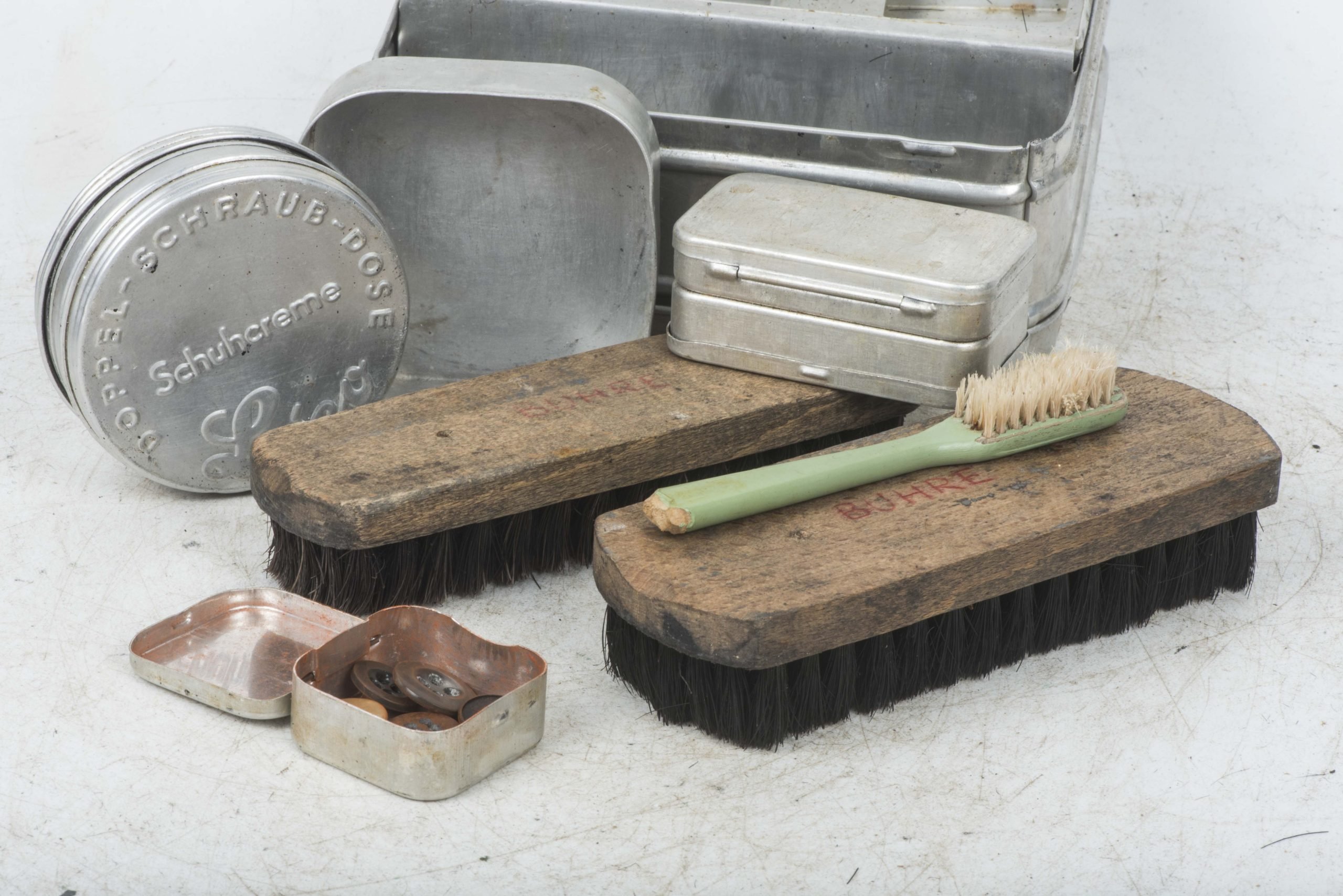 Mica Wirtschaftkasten personal effects box — image 14